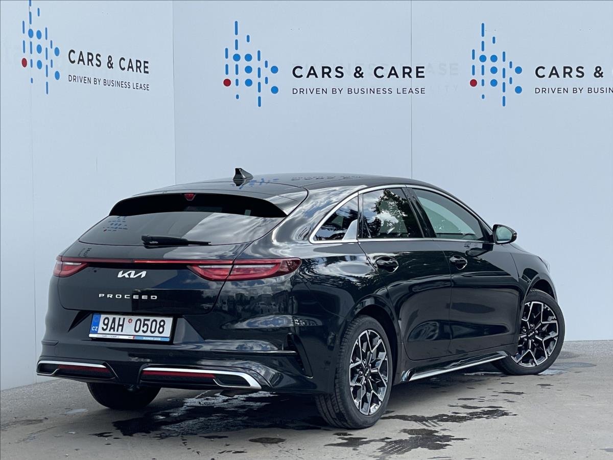 Kia ProCeed
