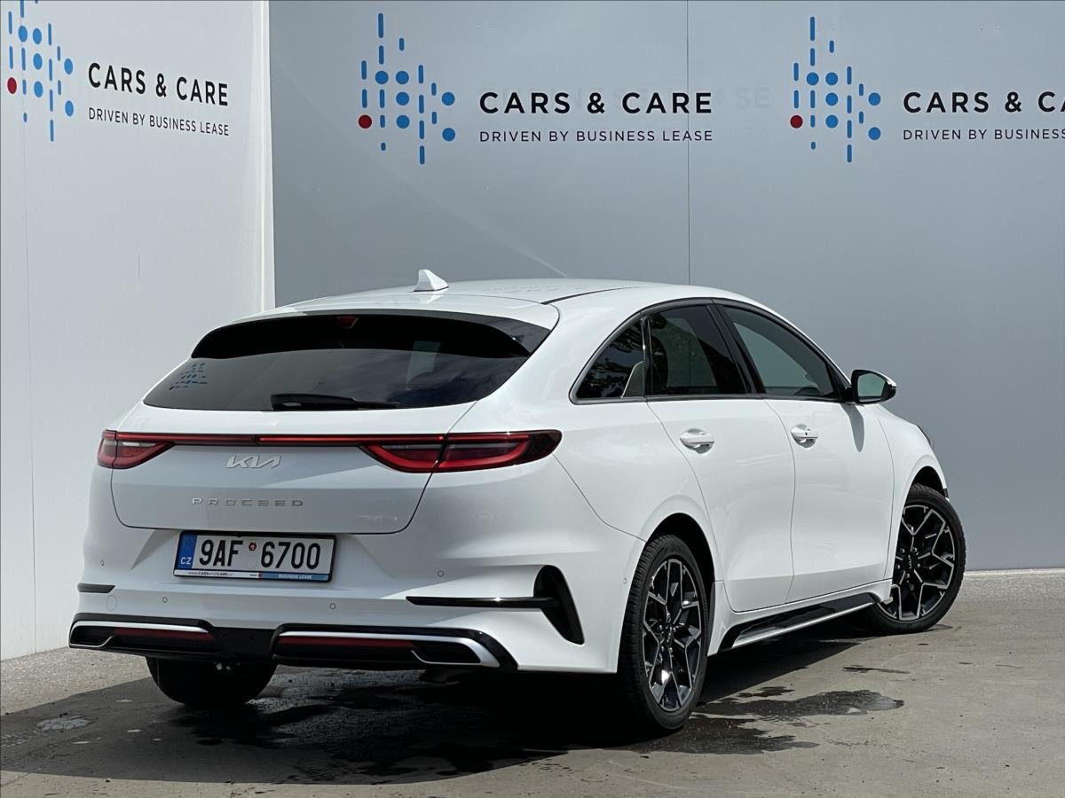 Kia ProCeed