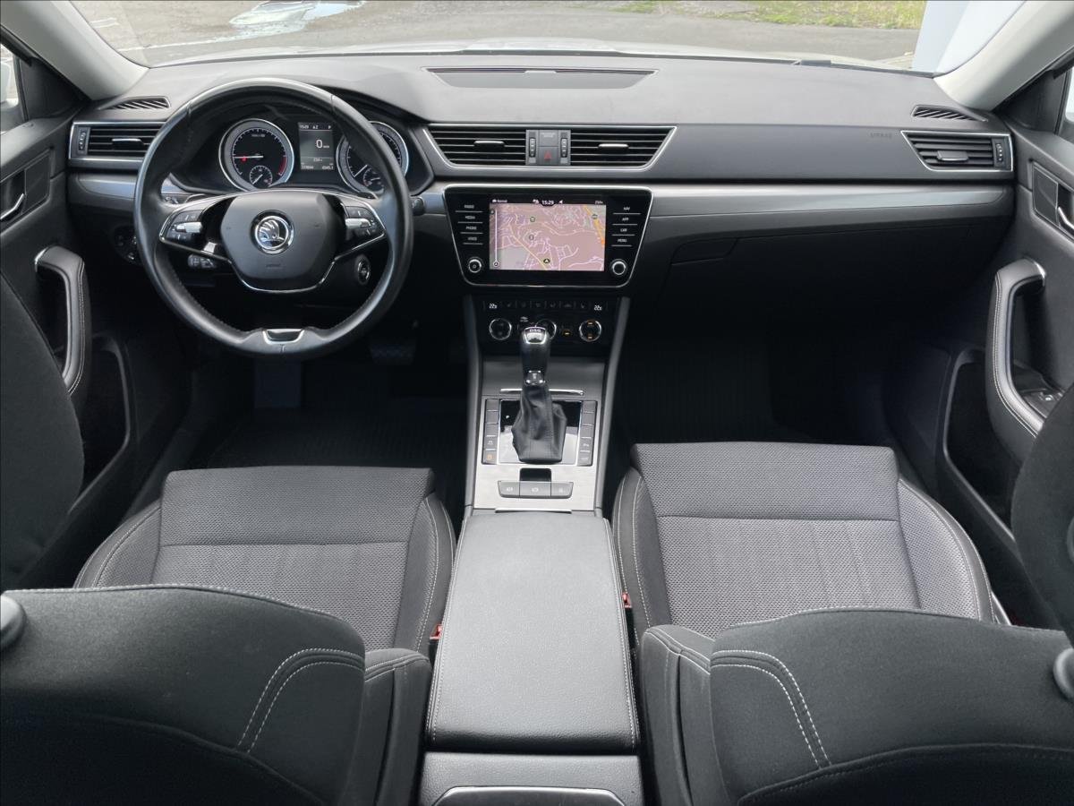 Škoda Superb