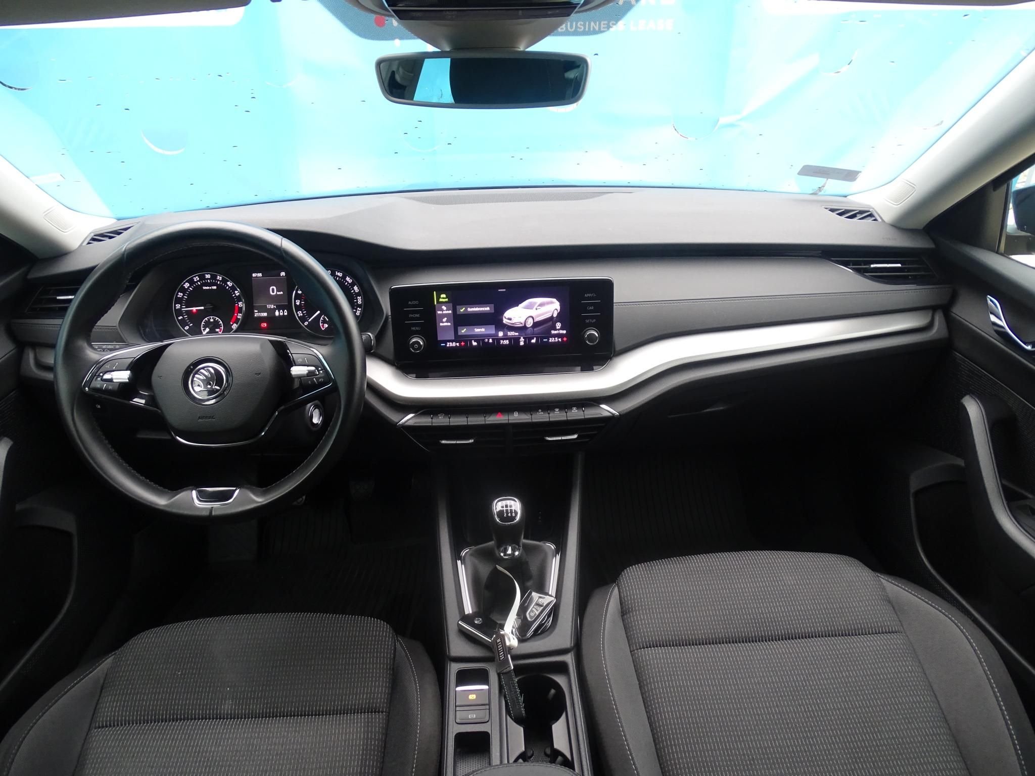 SKODA OCTAVIA