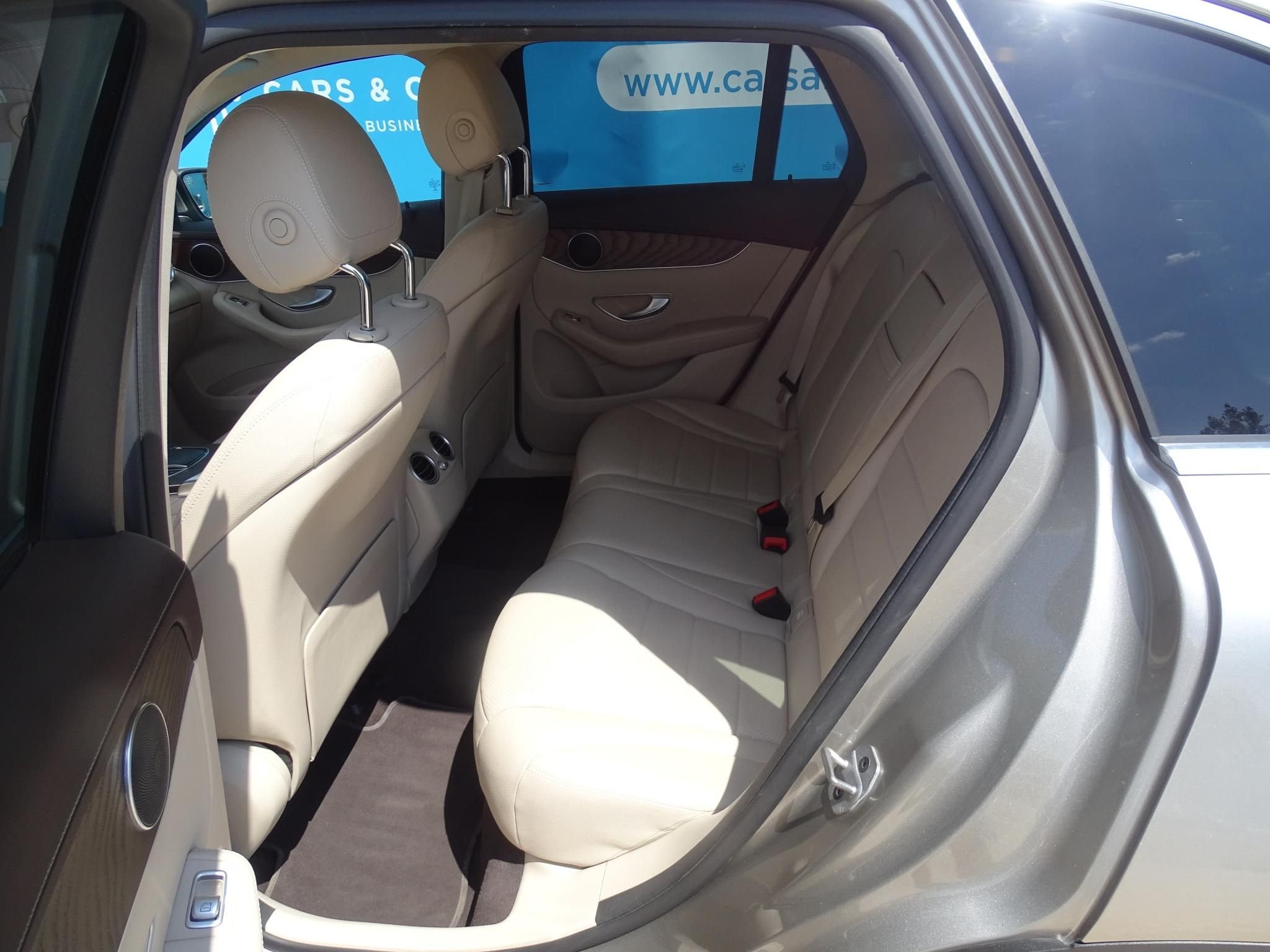 MERCEDES-BENZ GLC 200