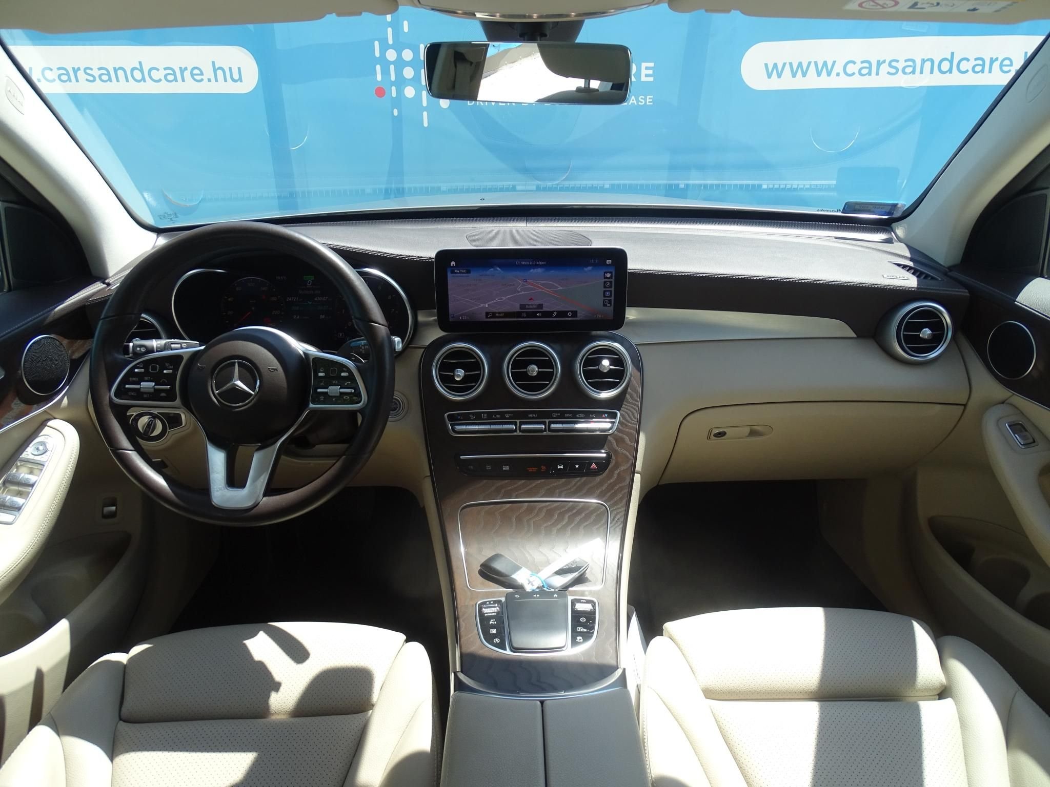 MERCEDES-BENZ GLC 200