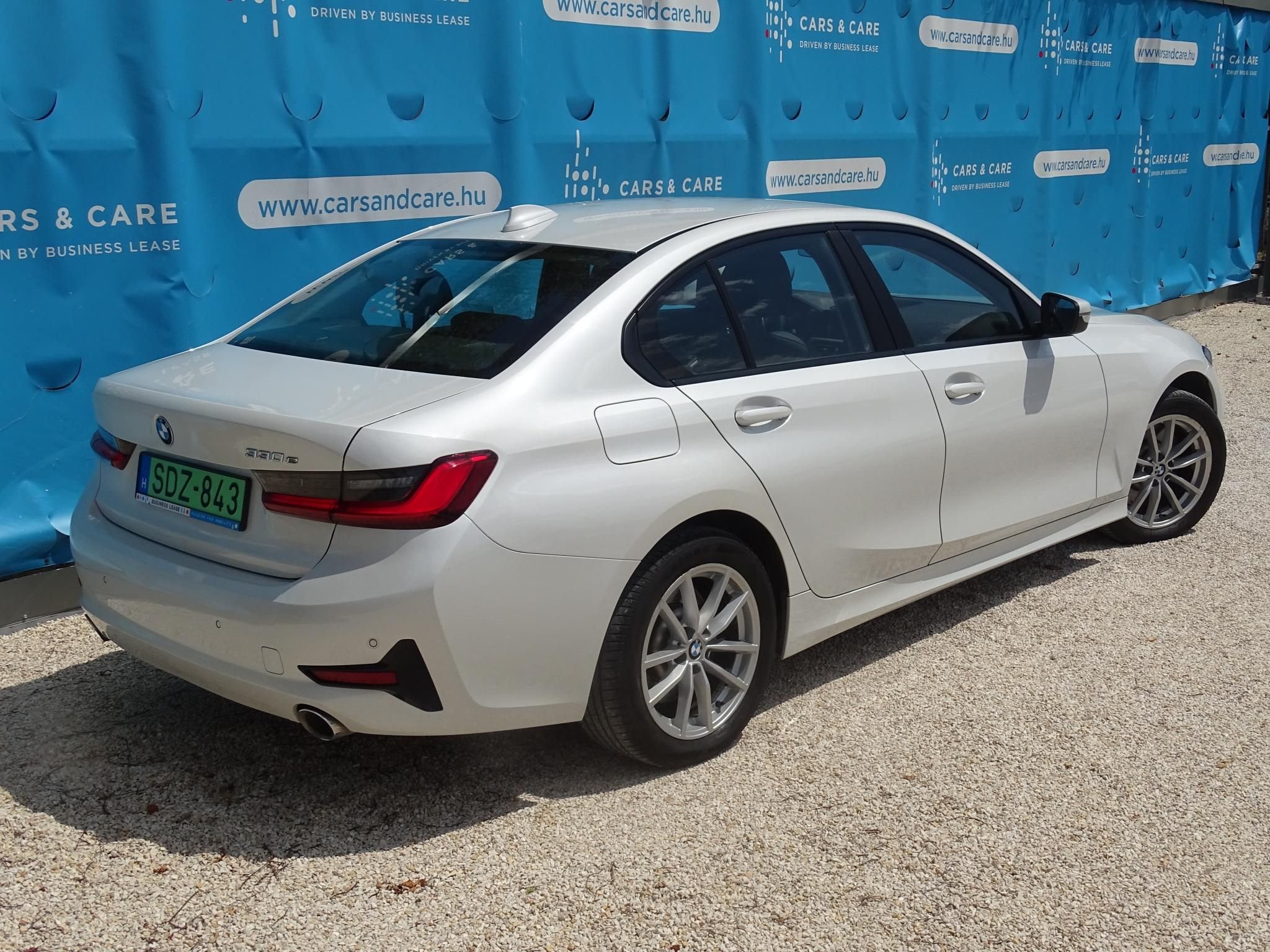 BMW 330