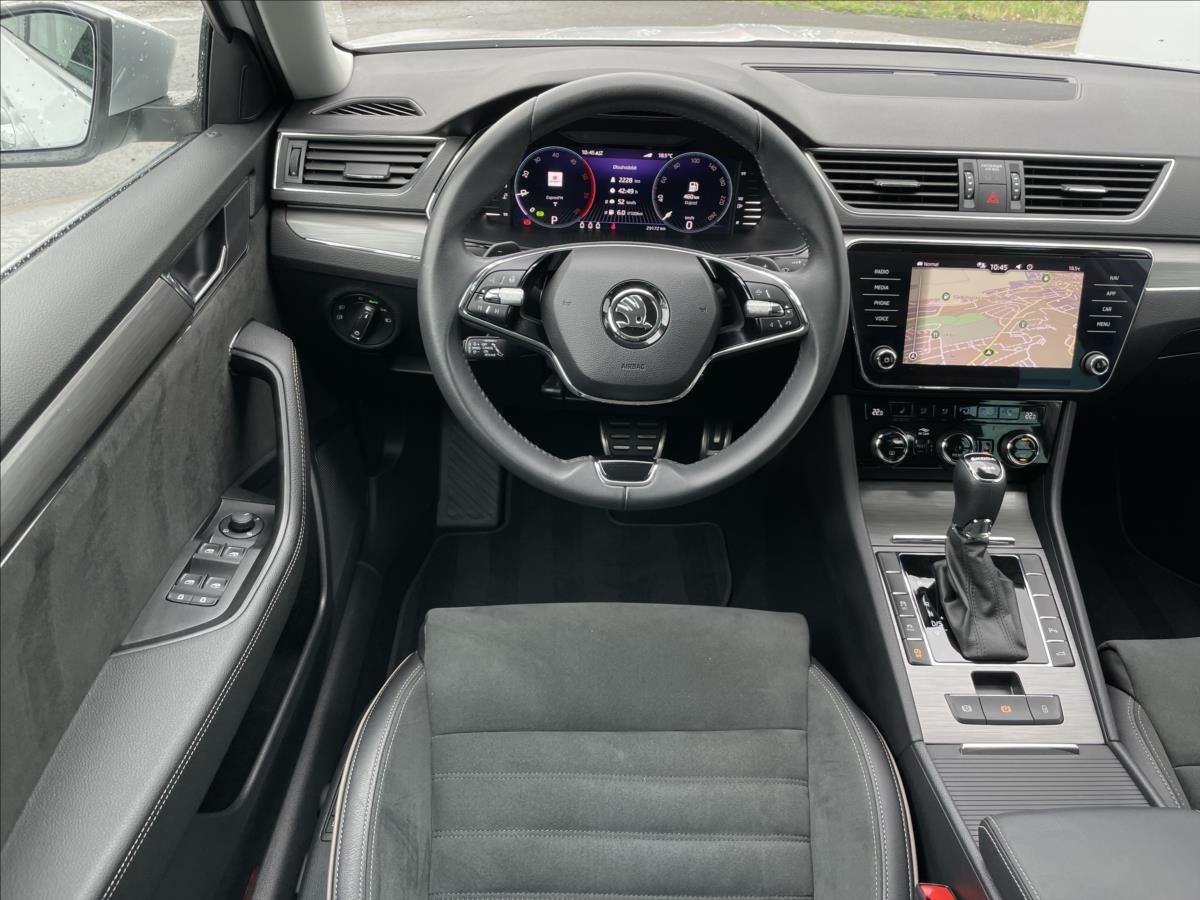 Škoda Superb