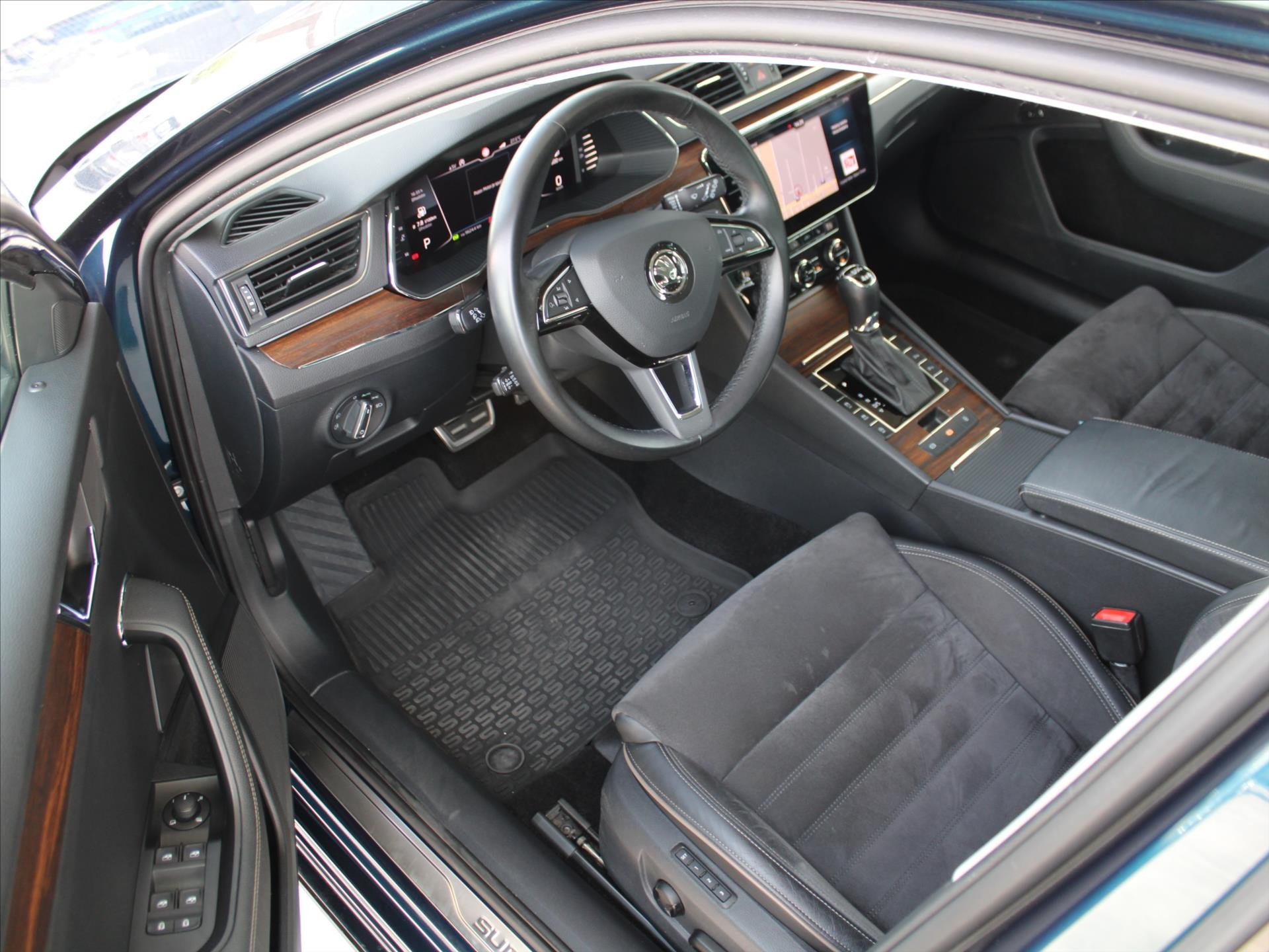 Škoda Superb