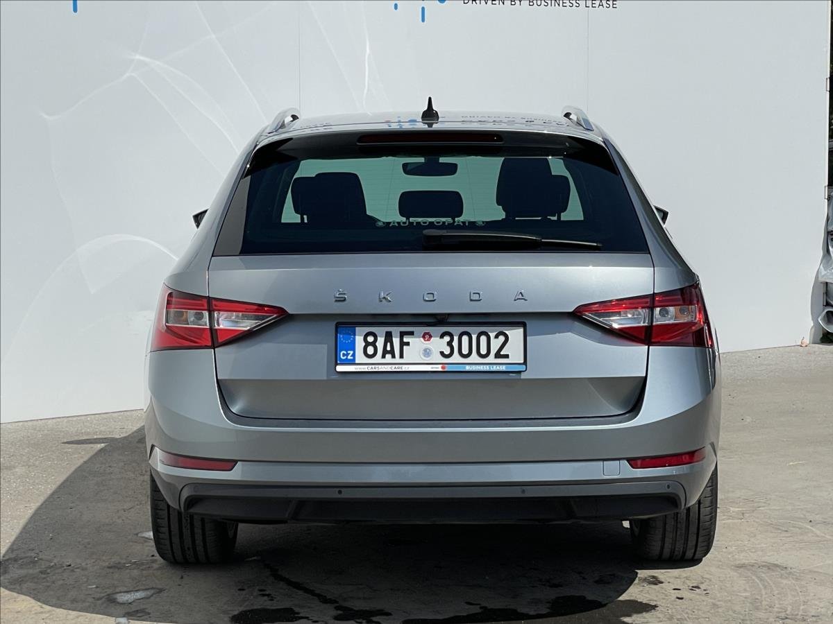 Škoda Superb