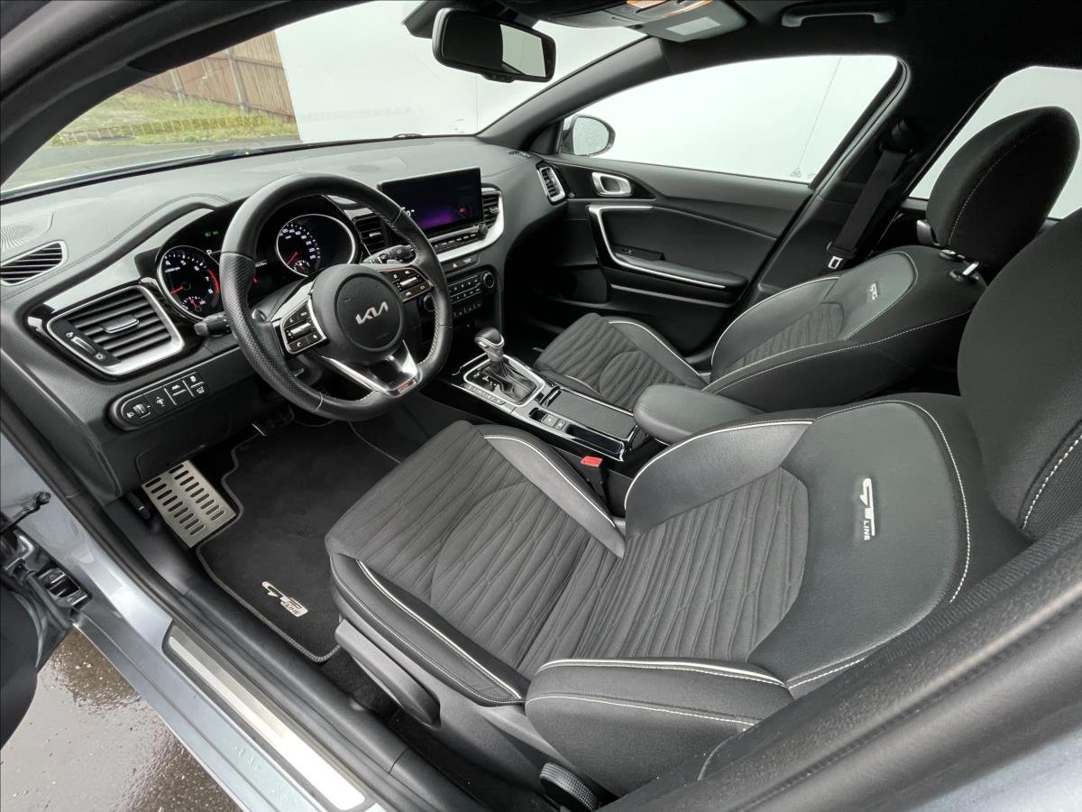 Kia ProCeed