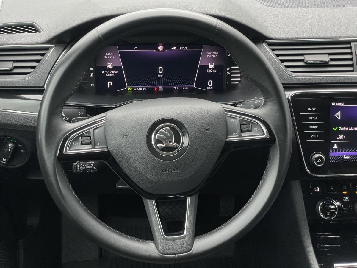 Škoda Superb