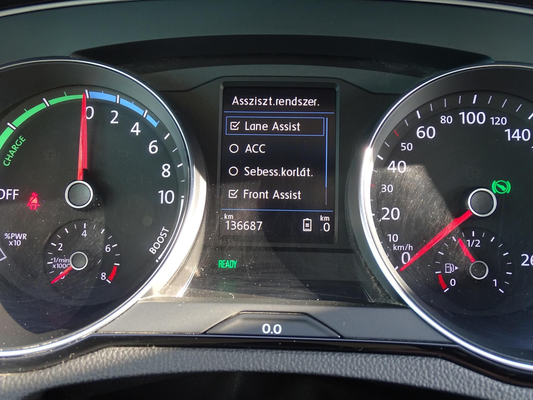 VOLKSWAGEN PASSAT VIII