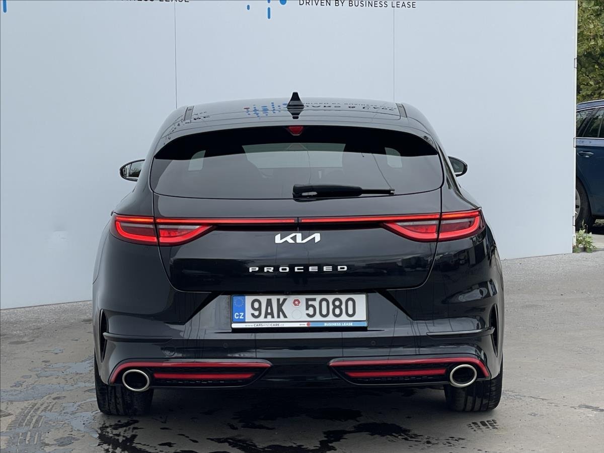 Kia ProCeed
