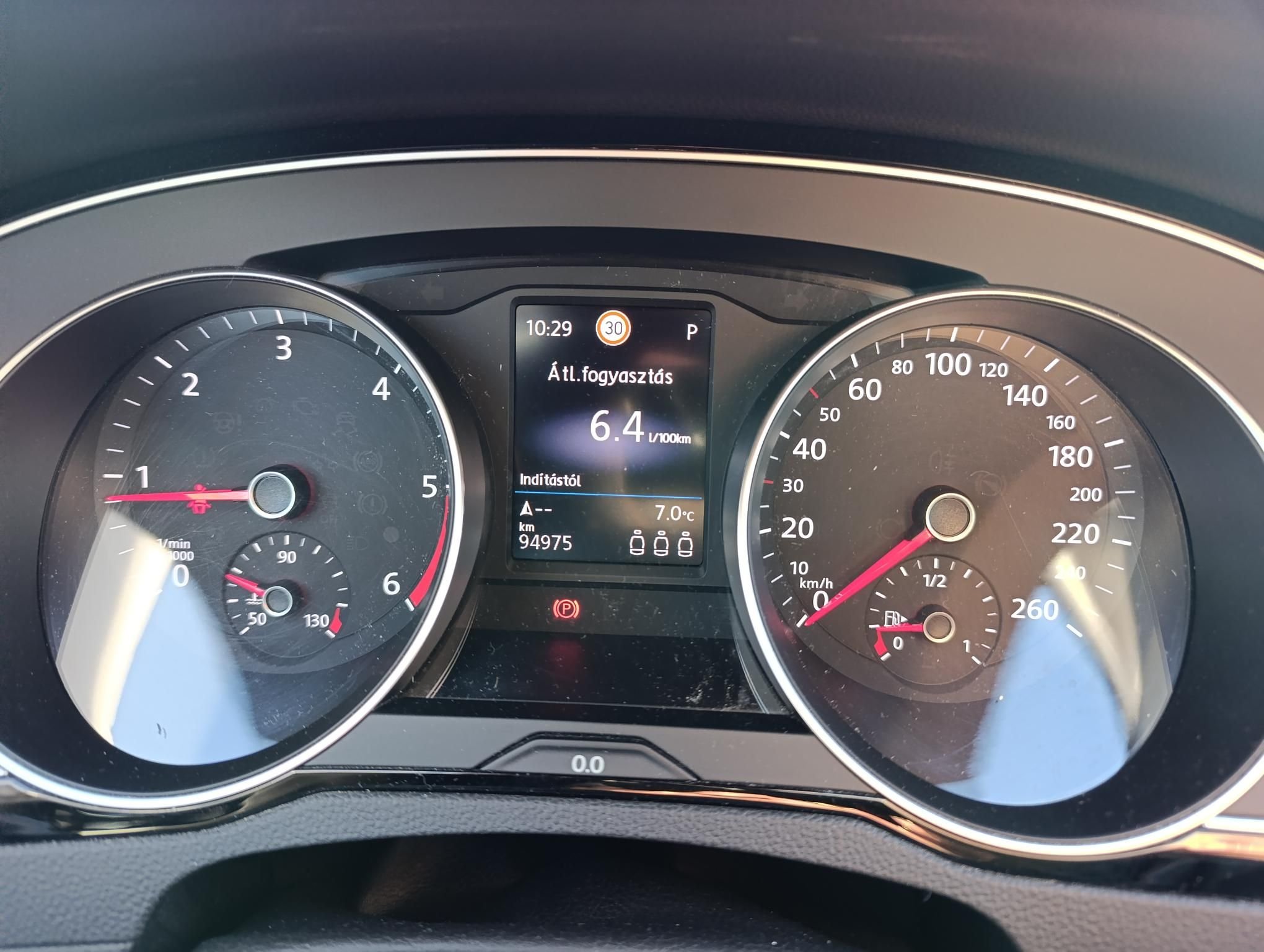 VOLKSWAGEN PASSAT VIII