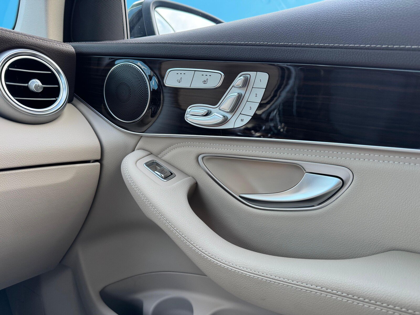 Mercedes-Benz GLC 200