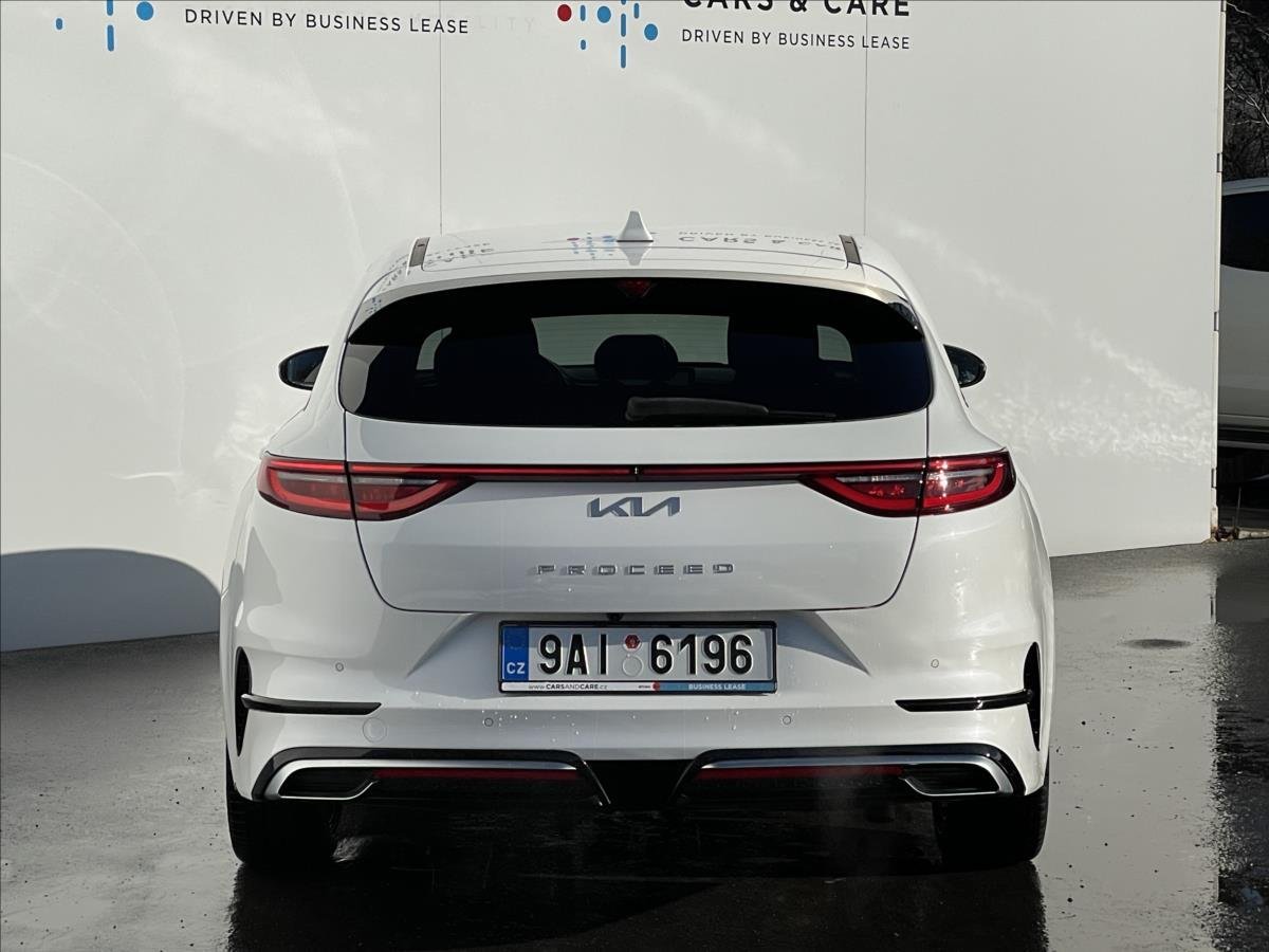 Kia ProCeed