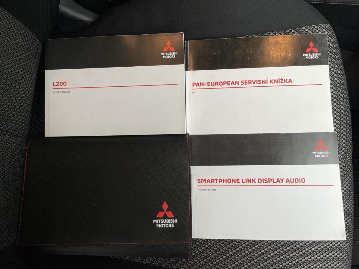 Mitsubishi L200