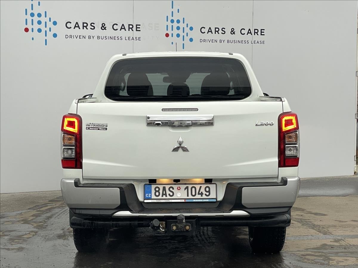 Mitsubishi L200