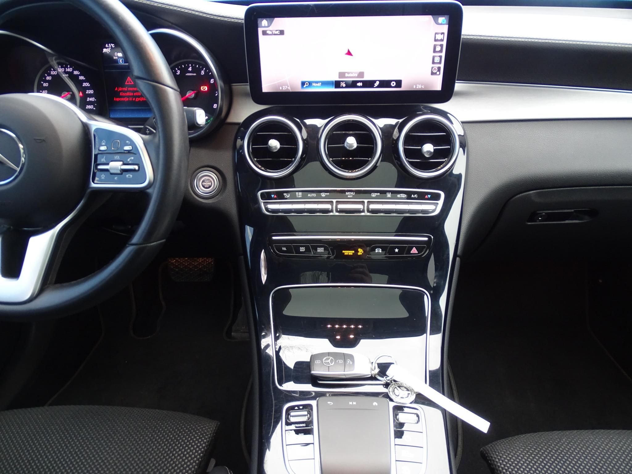 MERCEDES-BENZ GLC 300