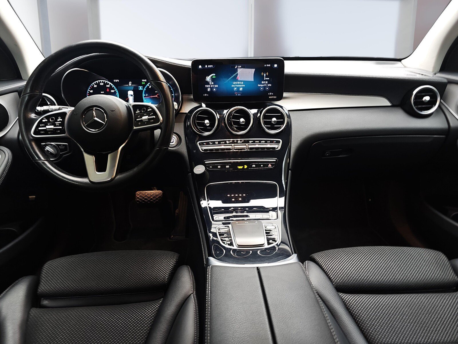 Mercedes-Benz GLC 220