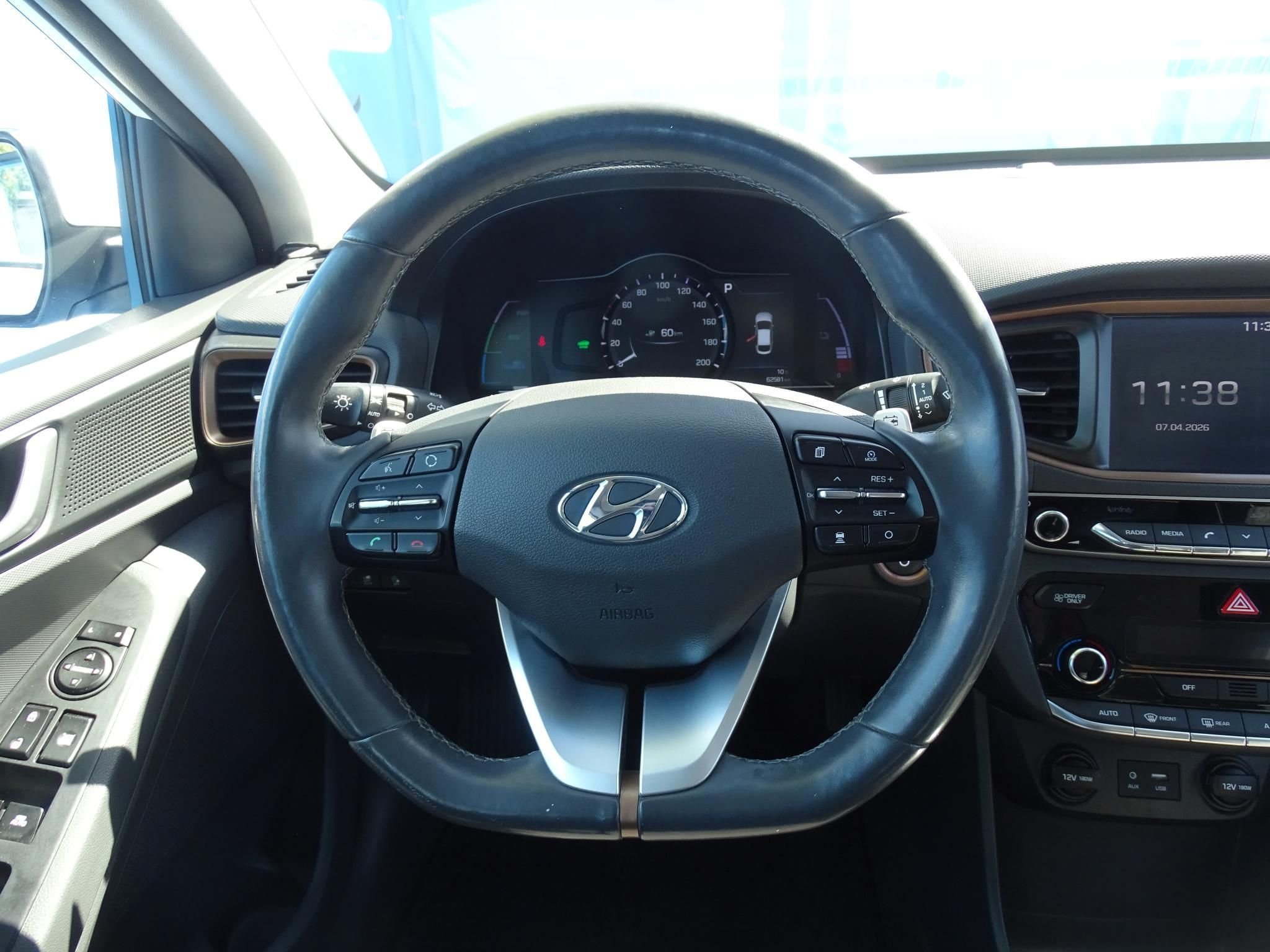 HYUNDAI IONIQ