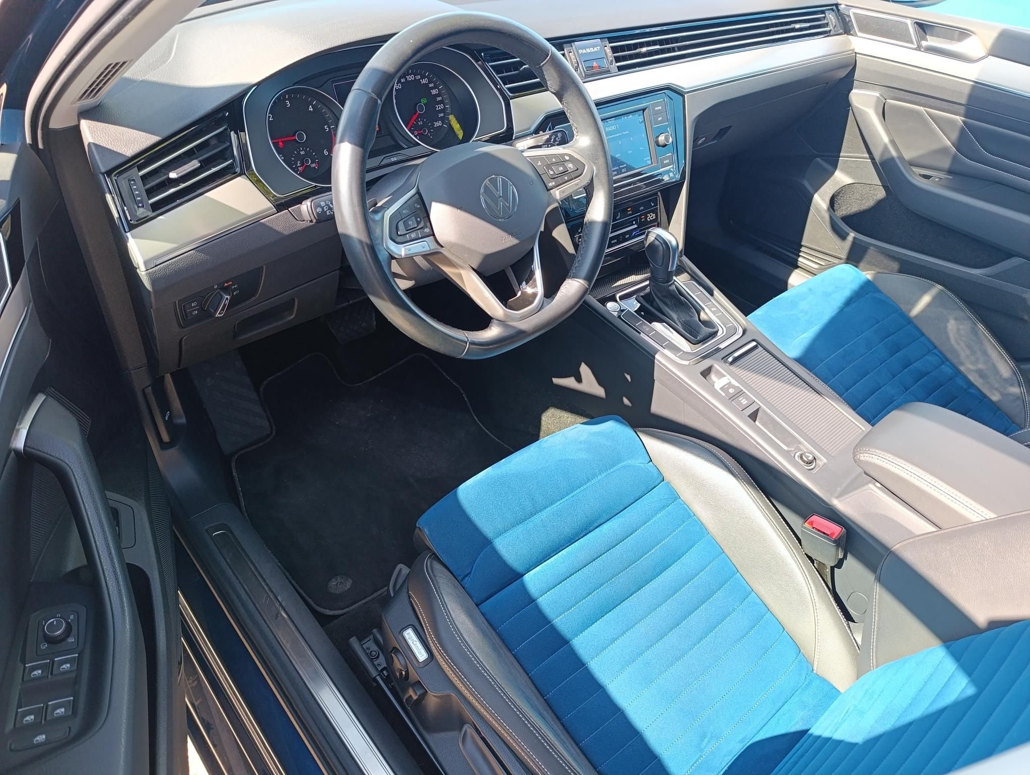 VOLKSWAGEN PASSAT VIII