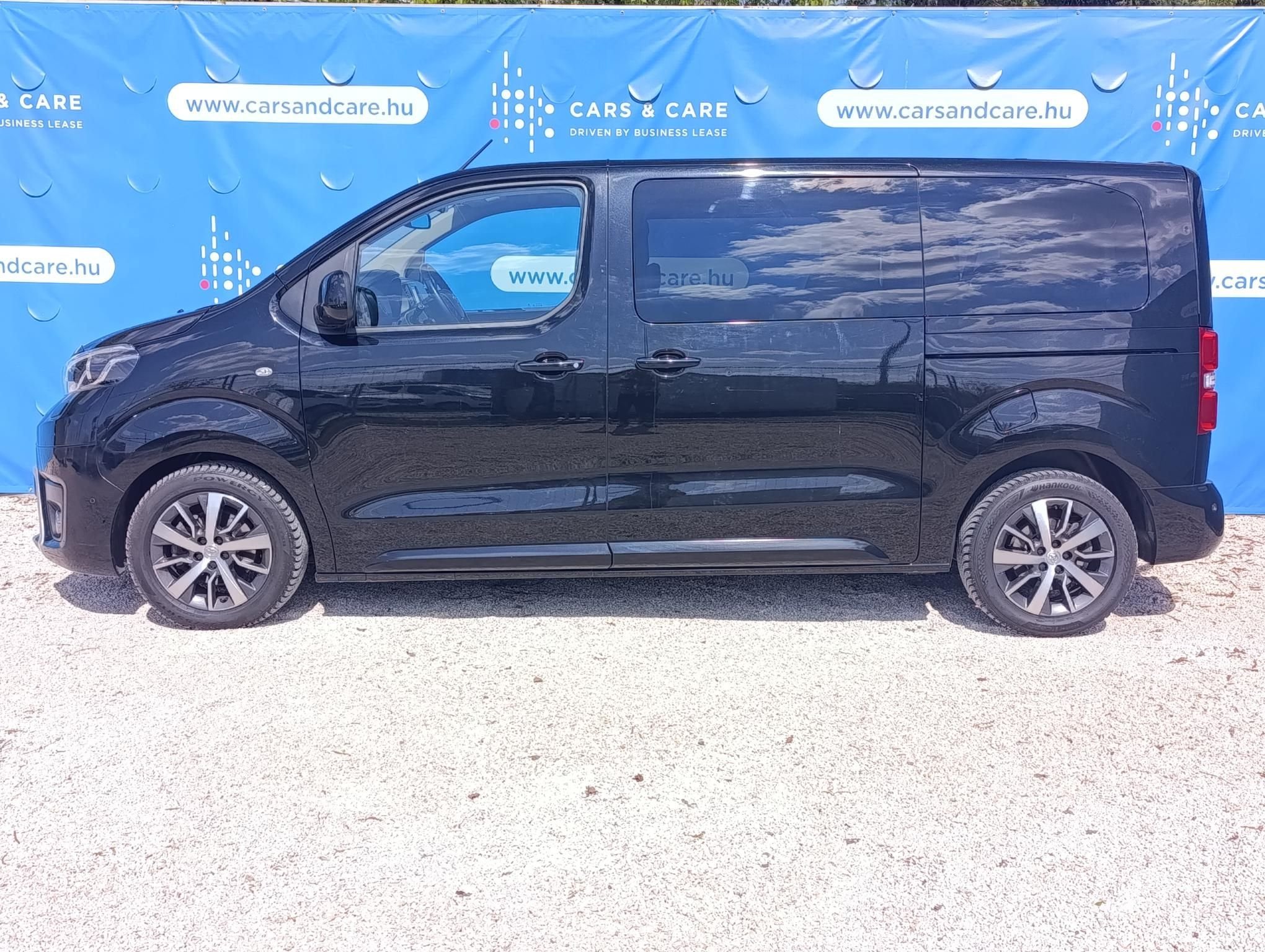 TOYOTA PROACE