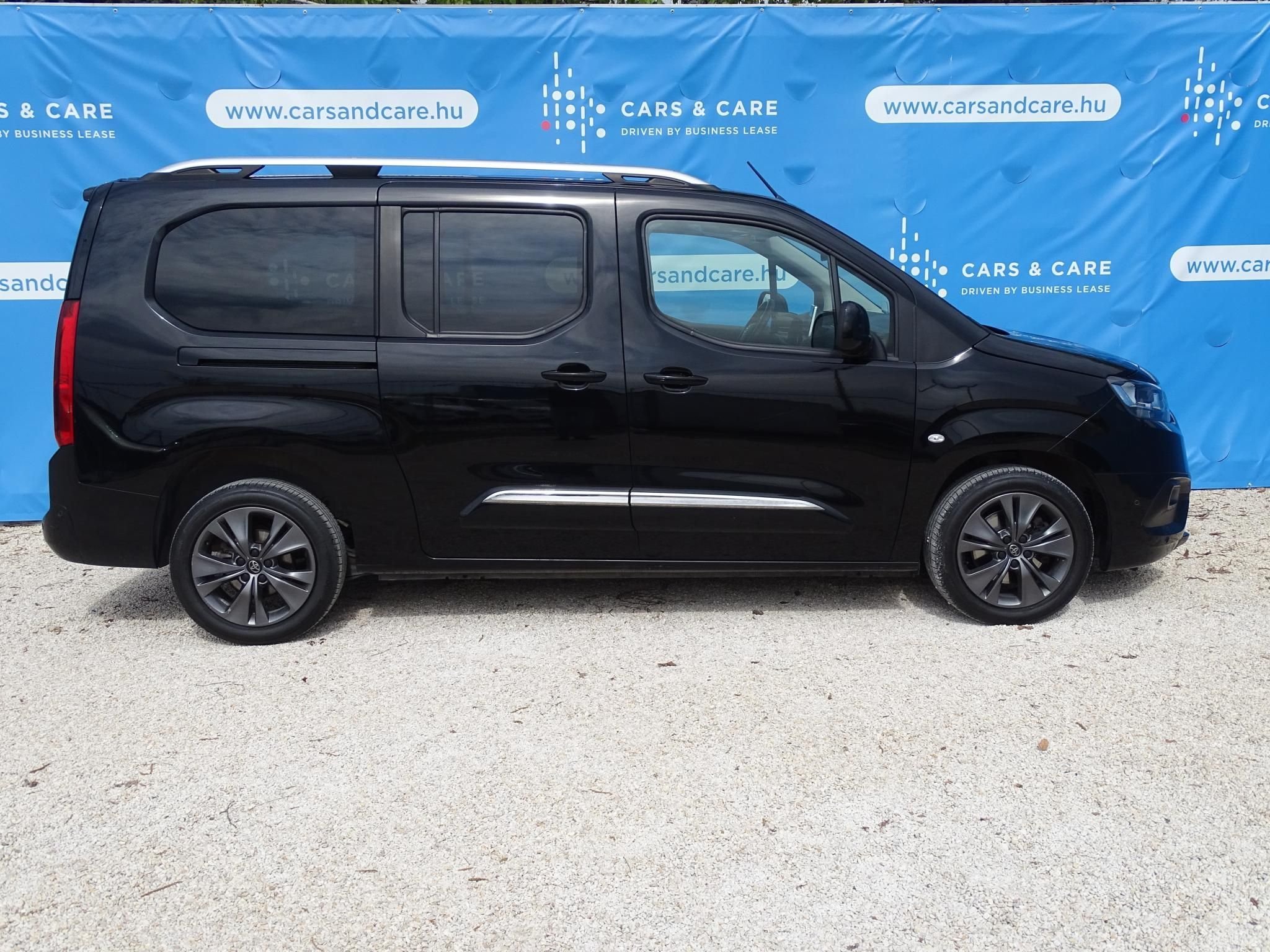 TOYOTA PROACE