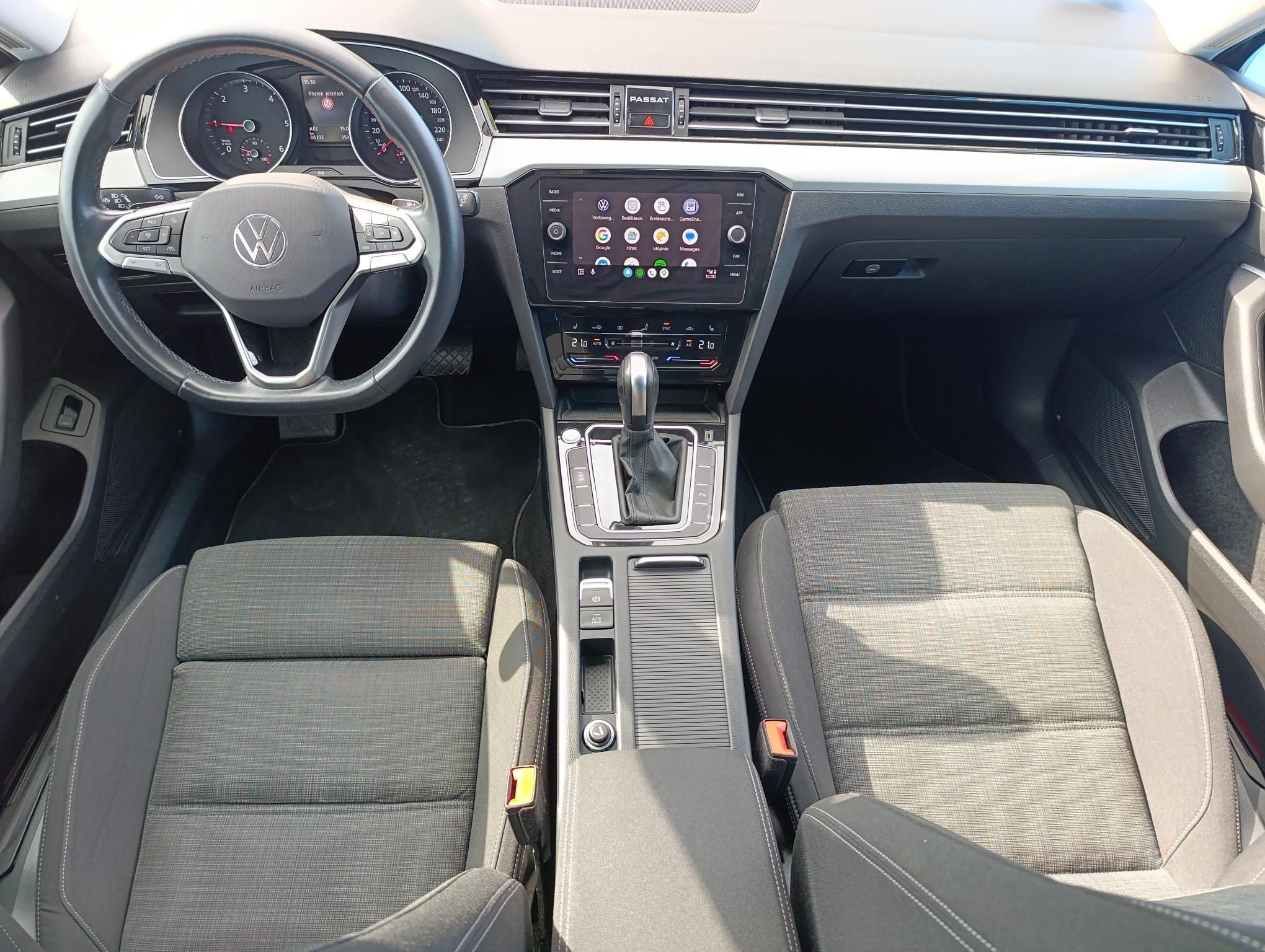 VOLKSWAGEN PASSAT VIII