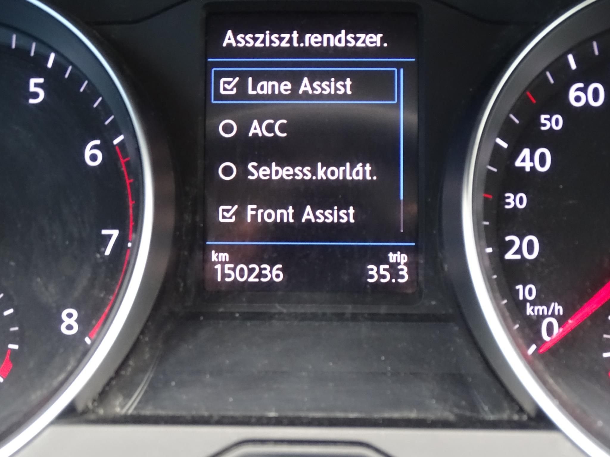 VOLKSWAGEN PASSAT VIII