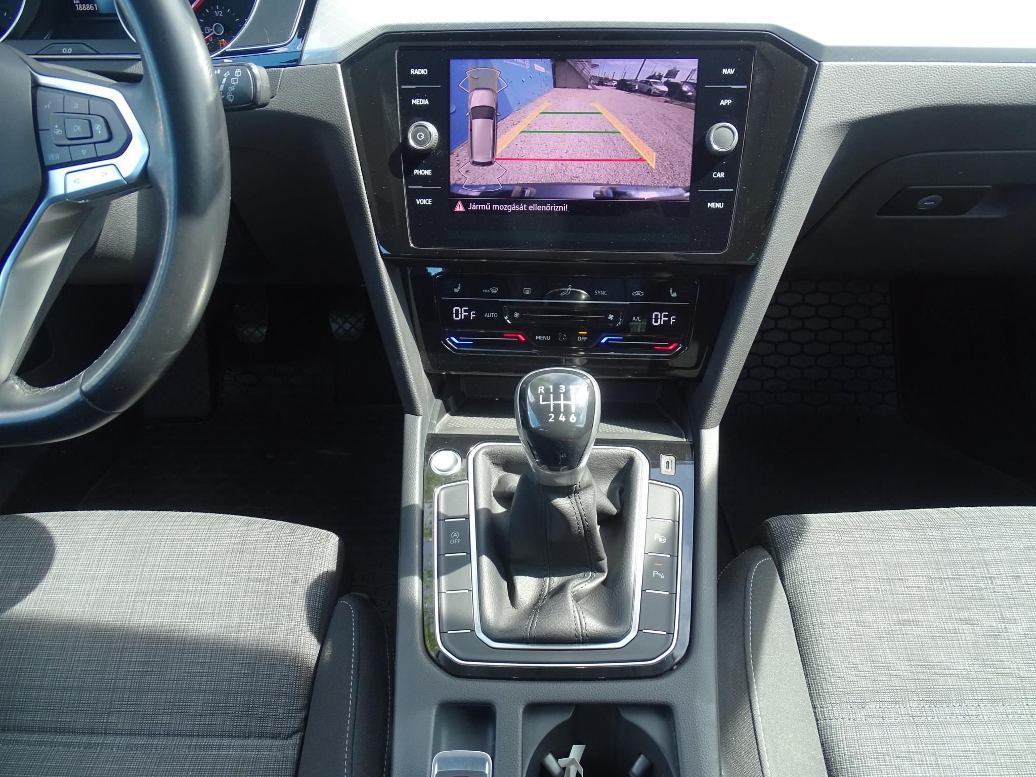 VOLKSWAGEN PASSAT VIII