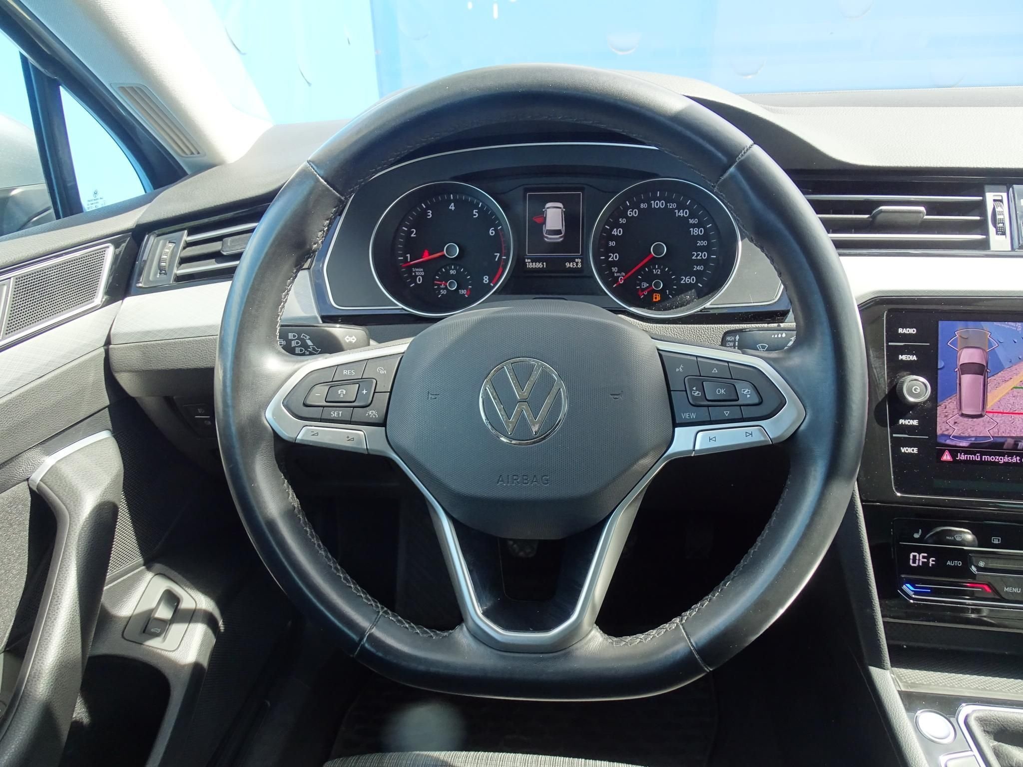 VOLKSWAGEN PASSAT VIII