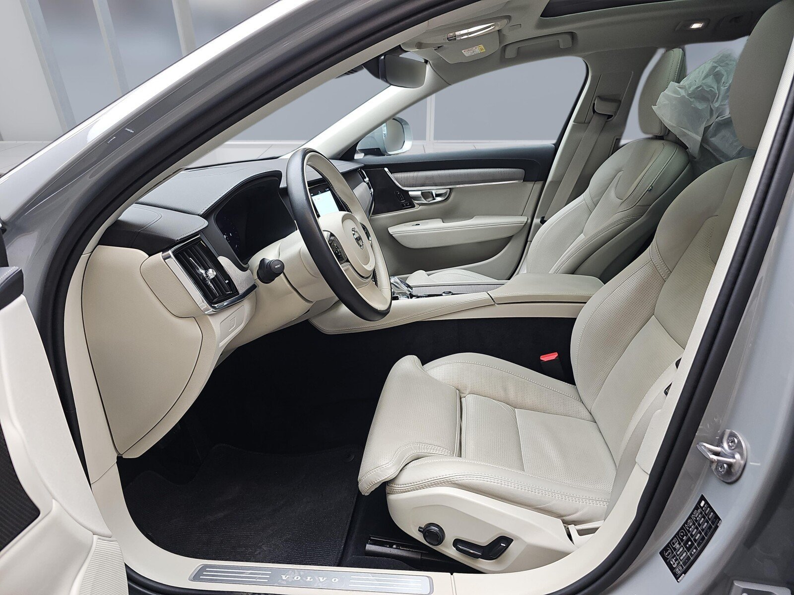 Volvo V90 Cross Country