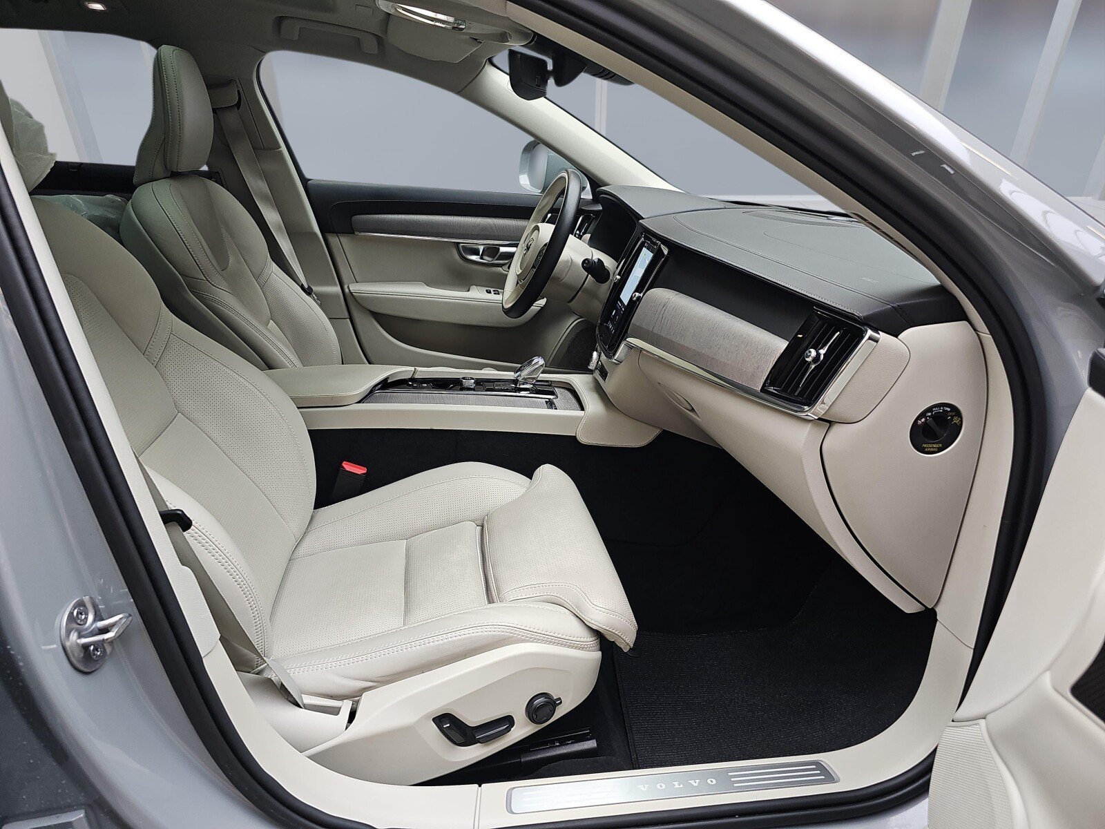 Volvo V90 Cross Country