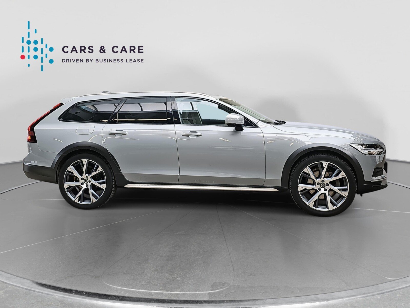 Volvo V90 Cross Country
