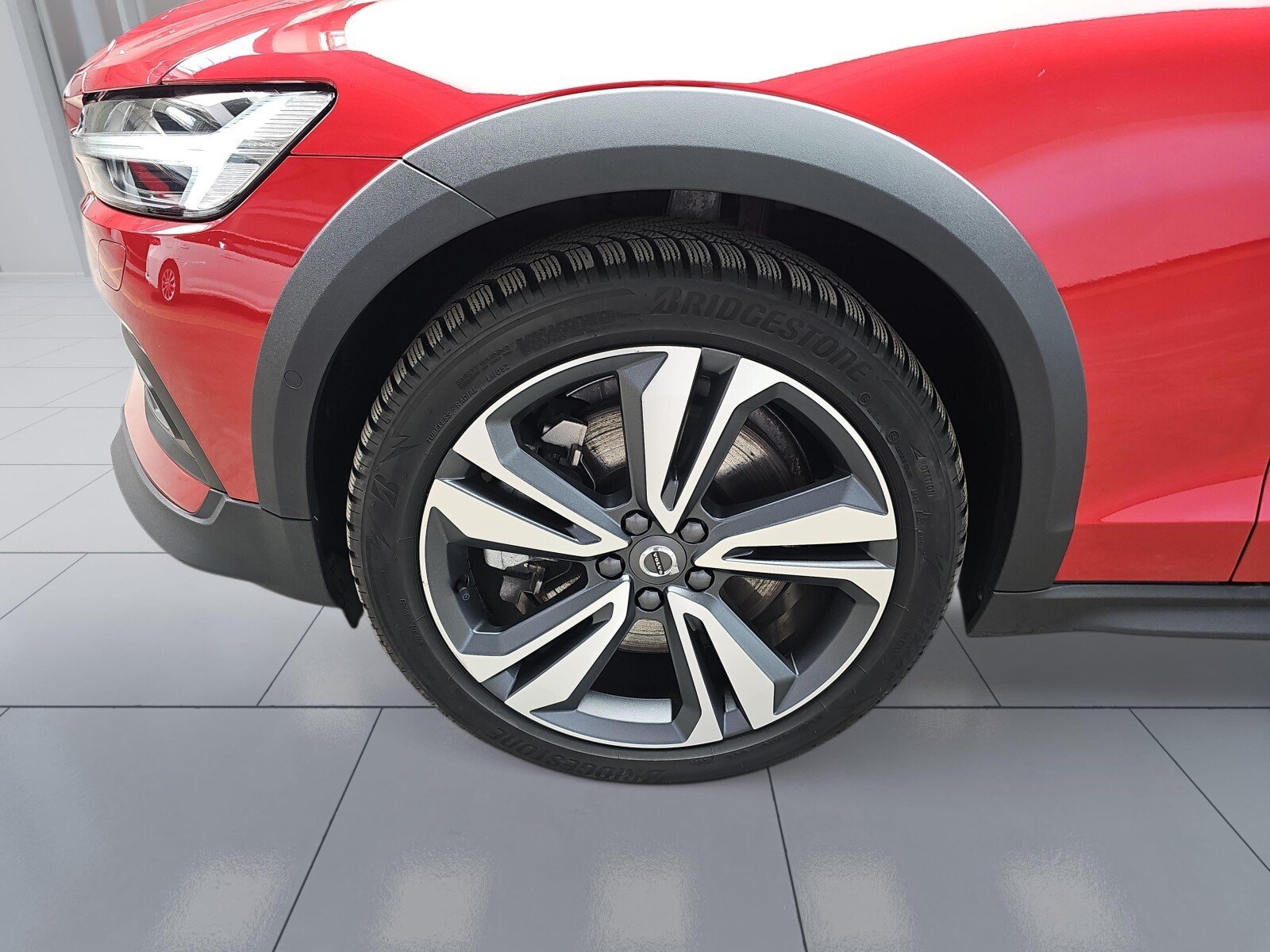 Volvo V60 Cross Country