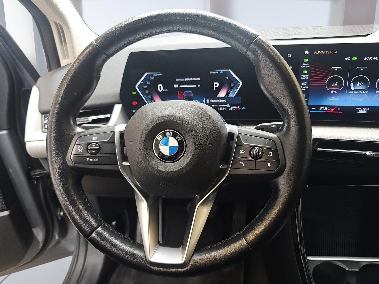 BMW 218