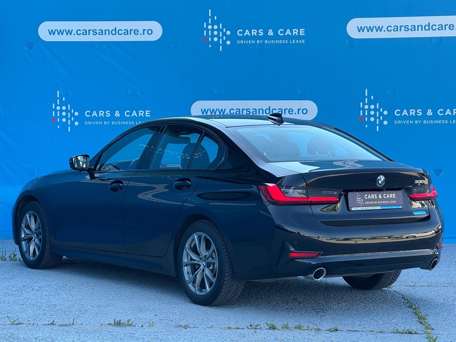 BMW 330