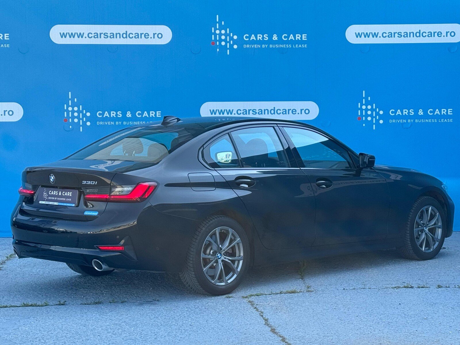 BMW 330