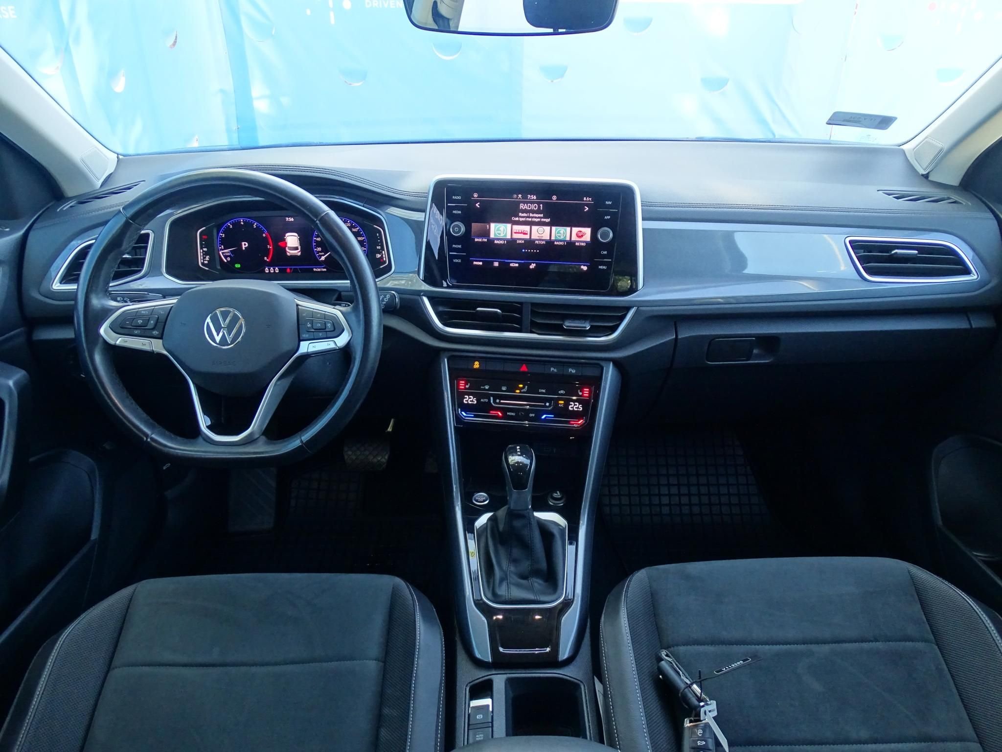 VOLKSWAGEN T-ROC