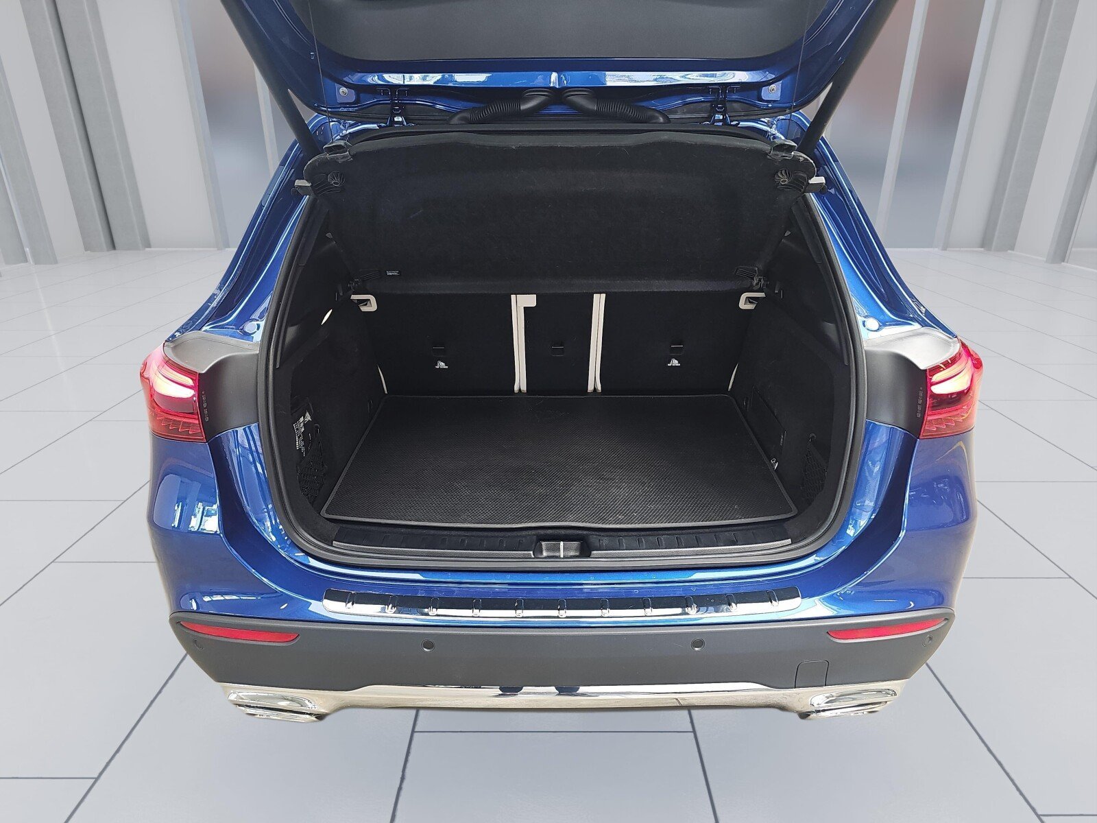 Mercedes-Benz GLA 200