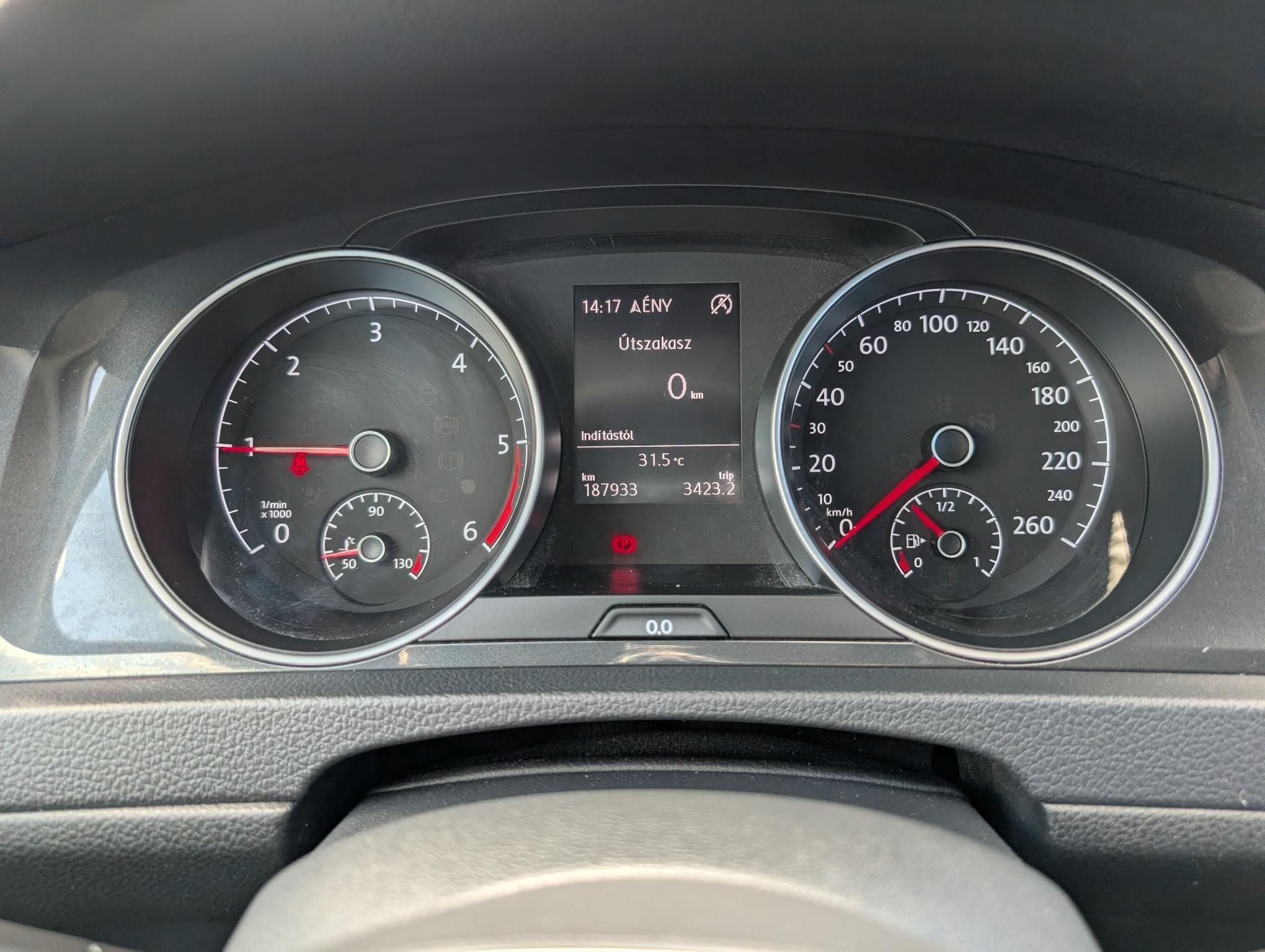 VOLKSWAGEN GOLF VII