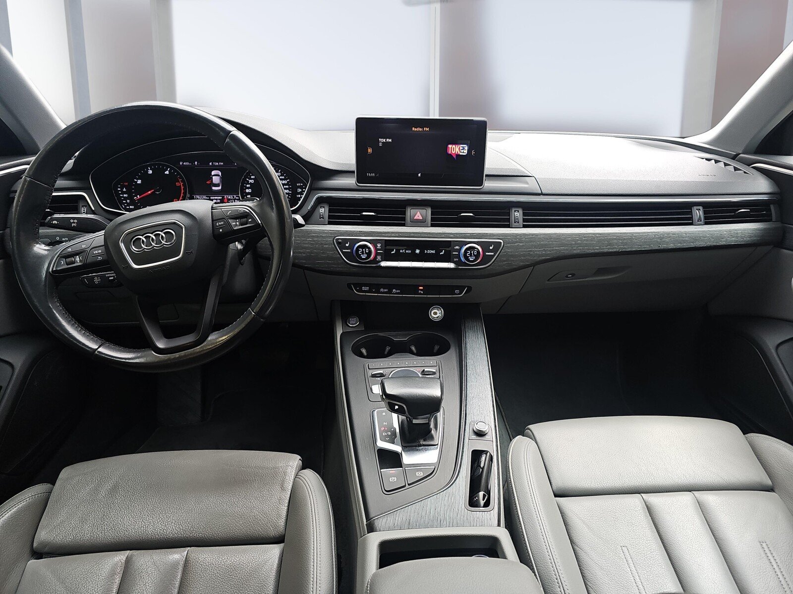 Audi A4 Limousine