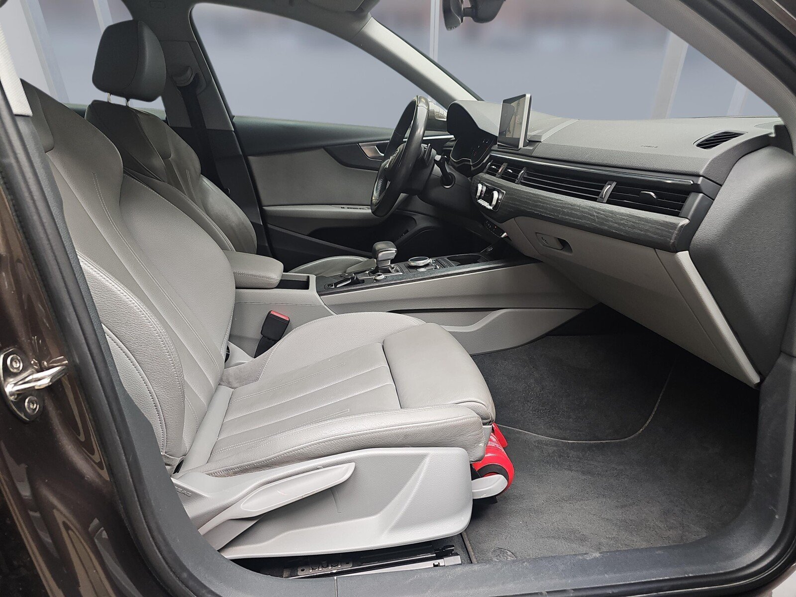Audi A4 Limousine