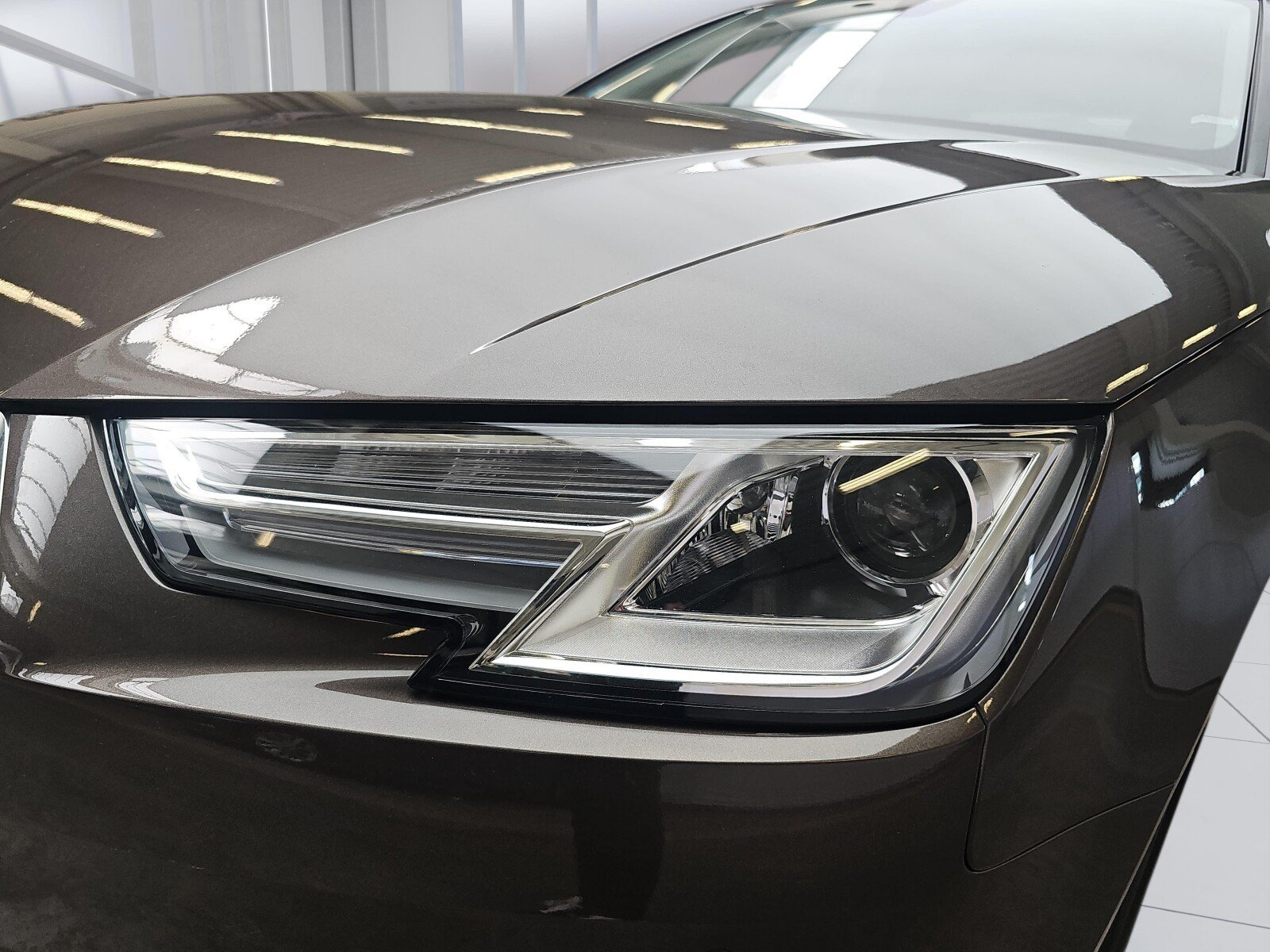 Audi A4 Limousine