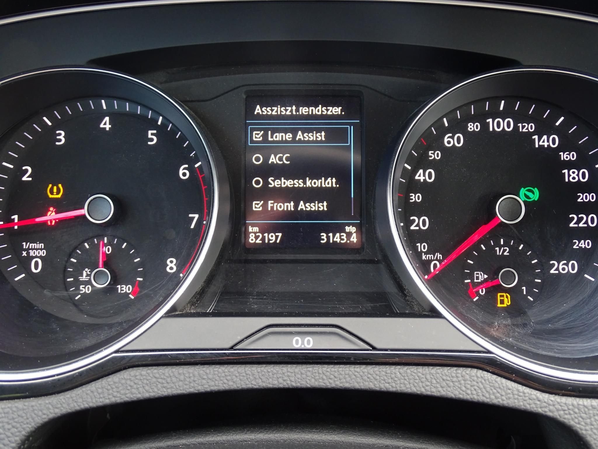 VOLKSWAGEN PASSAT VIII