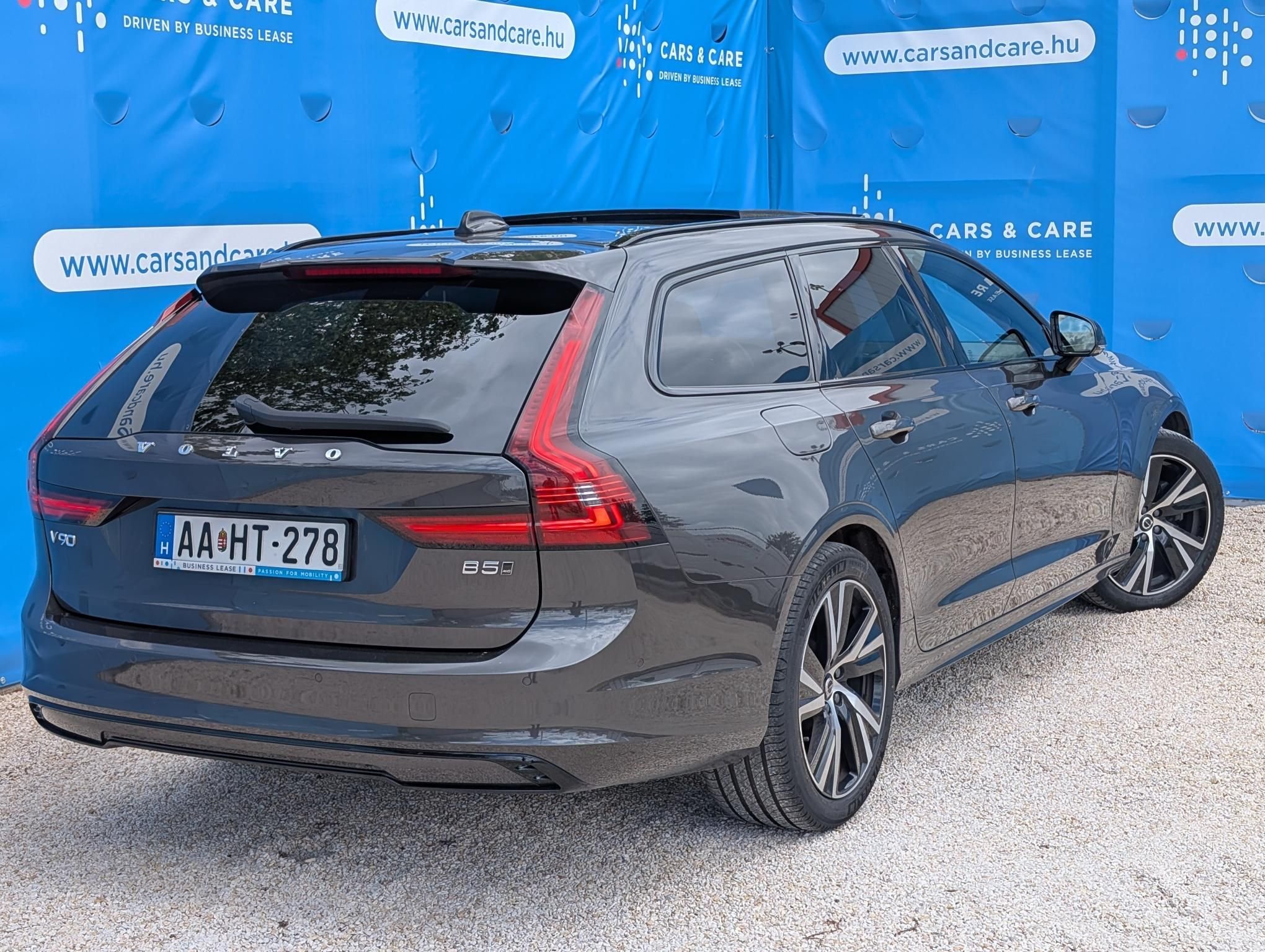 VOLVO V90