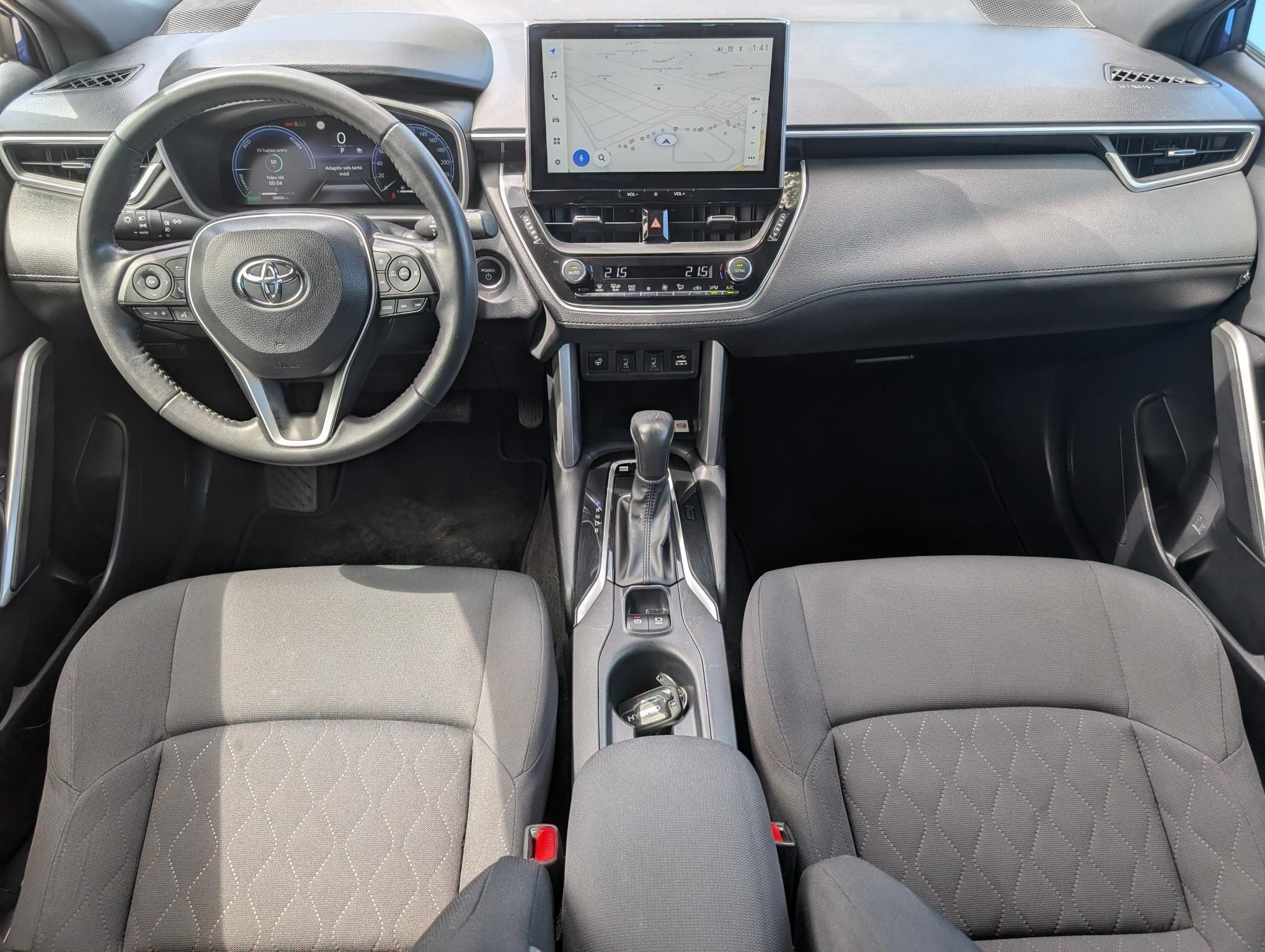 TOYOTA COROLLA CROSS
