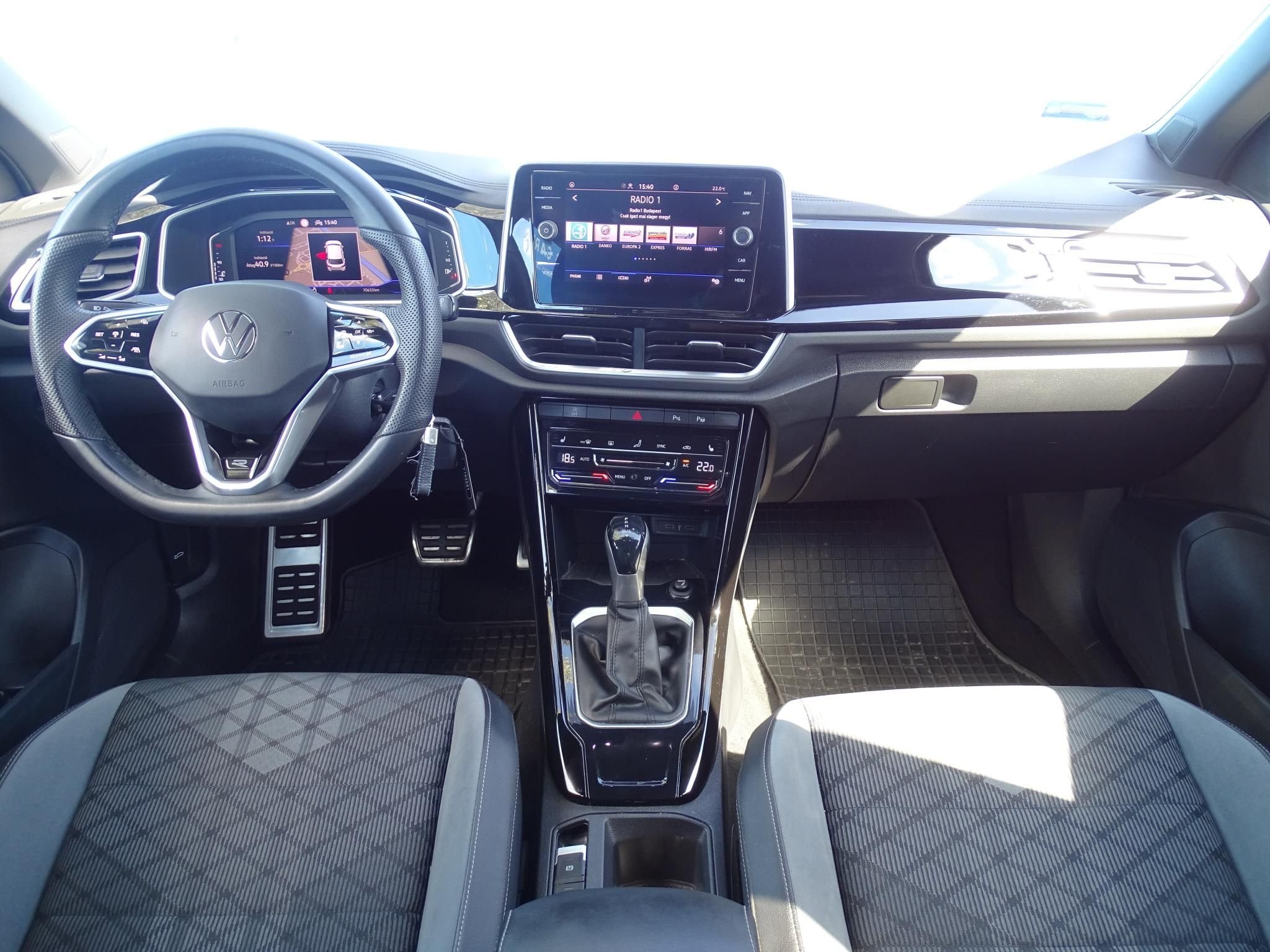 VOLKSWAGEN T-ROC