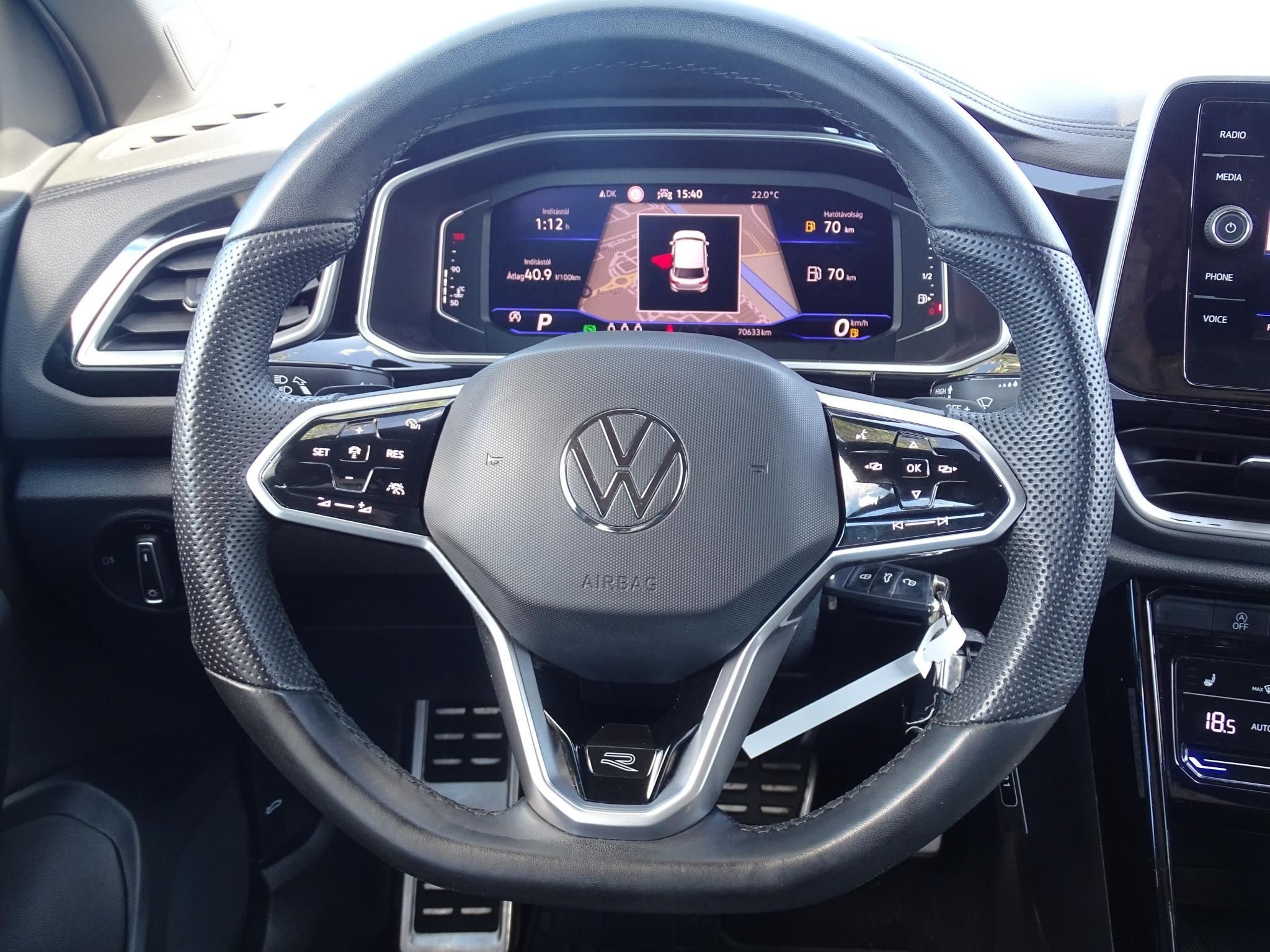 VOLKSWAGEN T-ROC