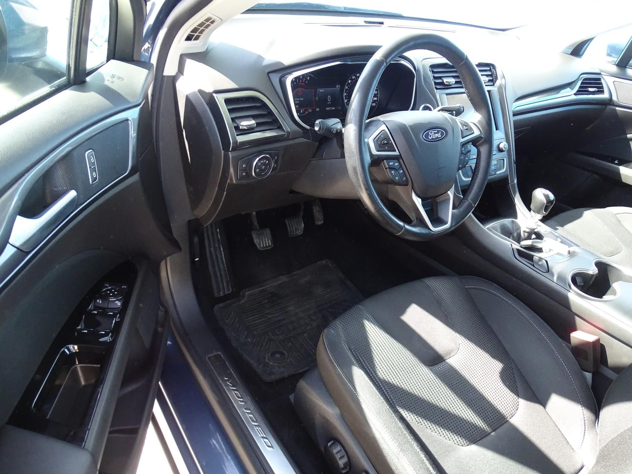 FORD MONDEO