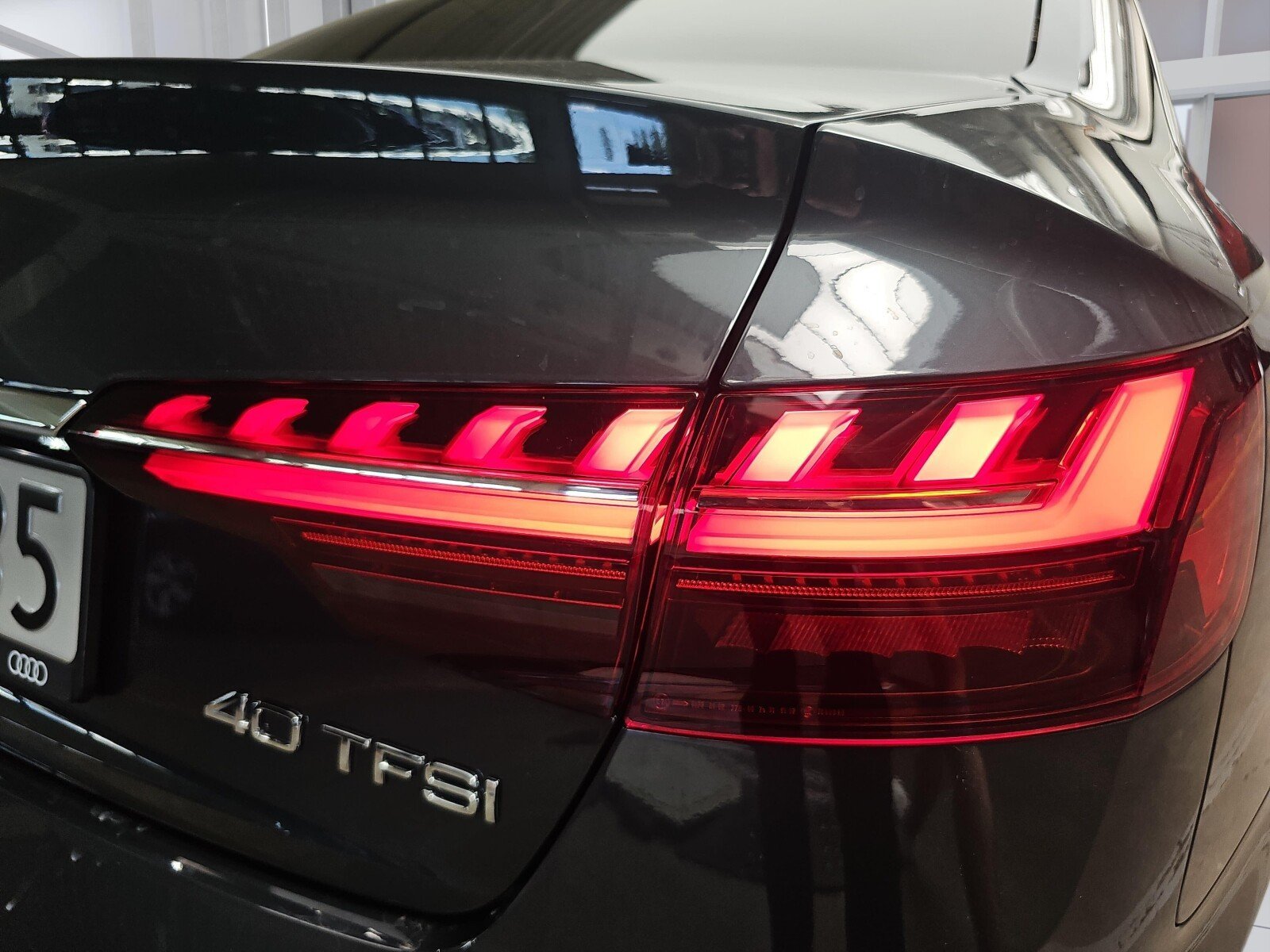 Audi A4 Limousine