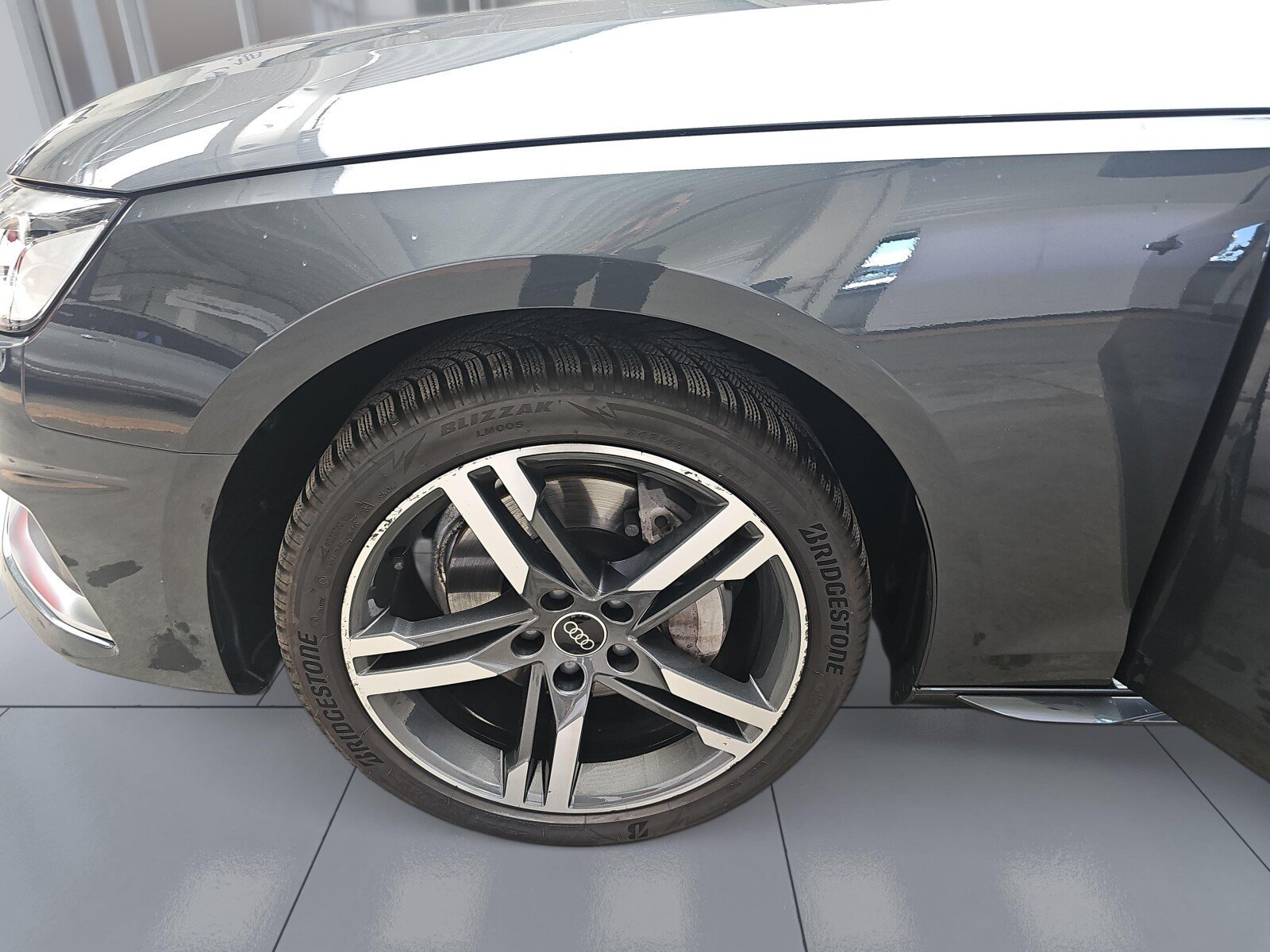 Audi A4 Limousine